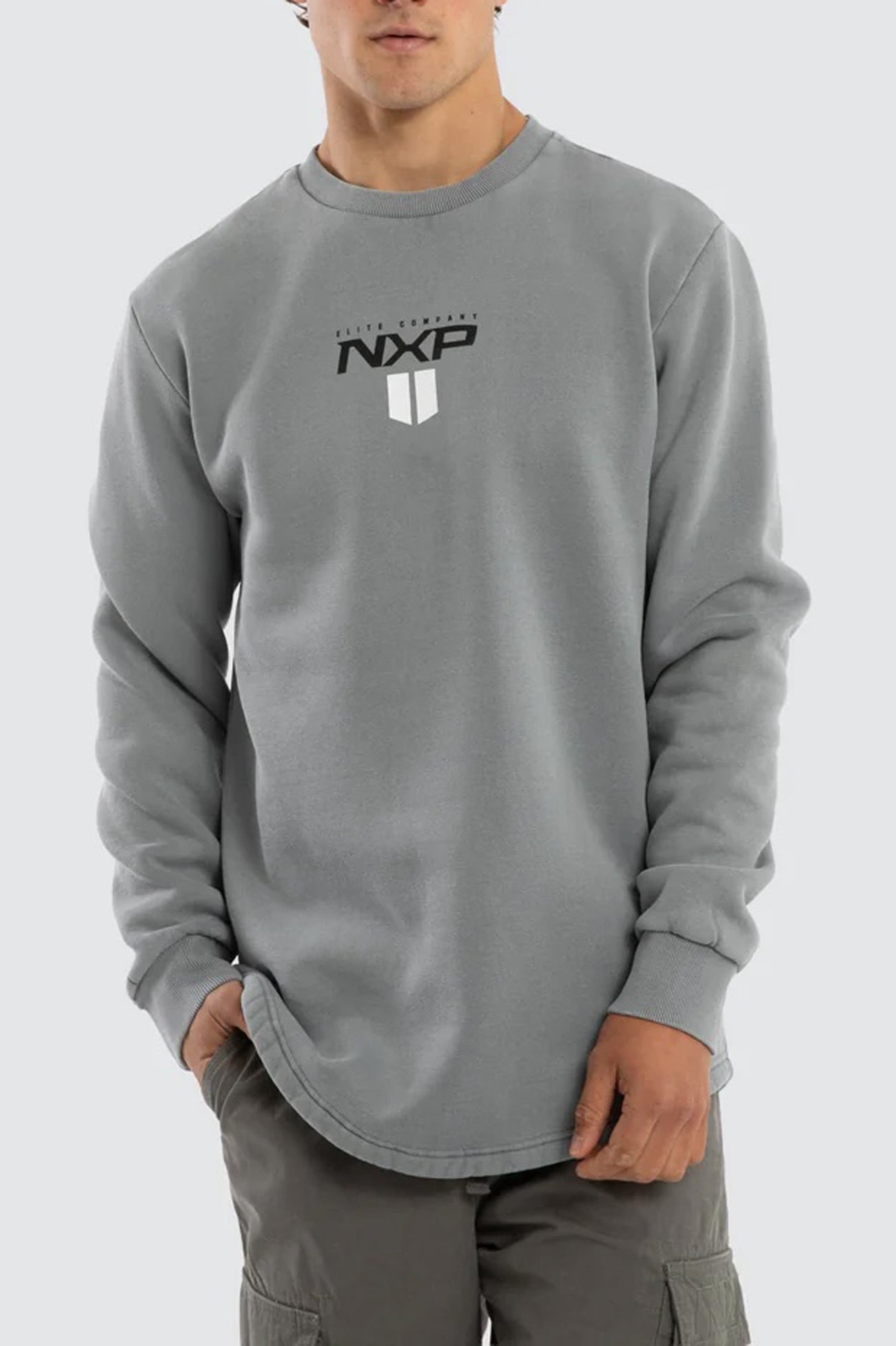 Crew Dual Curved Sweater Pigment Ultimate Grey