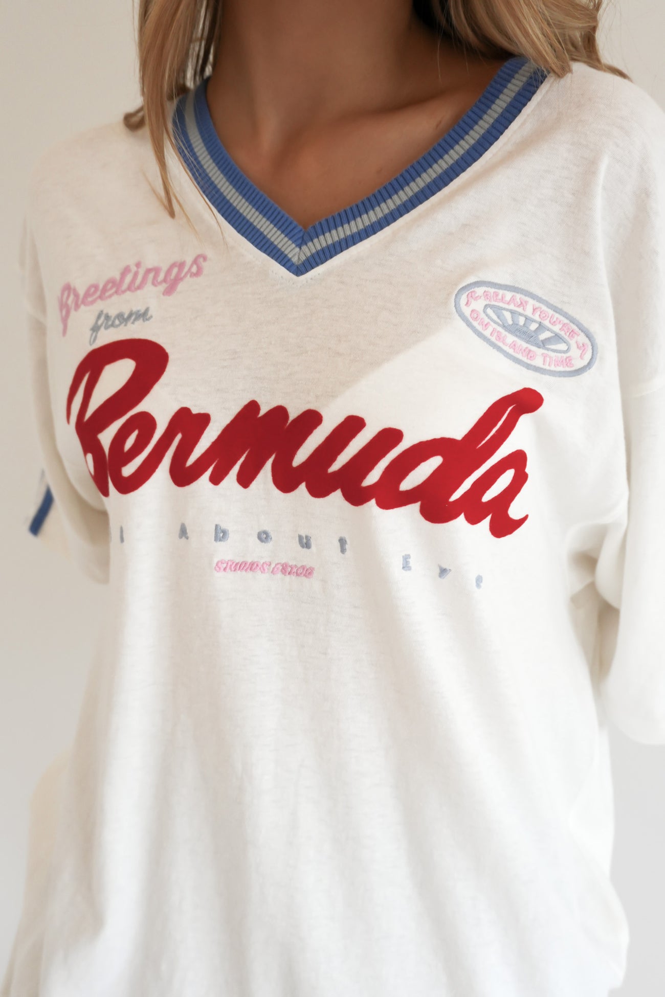 Bermuda Oversized V-Neck Tee Vintage White