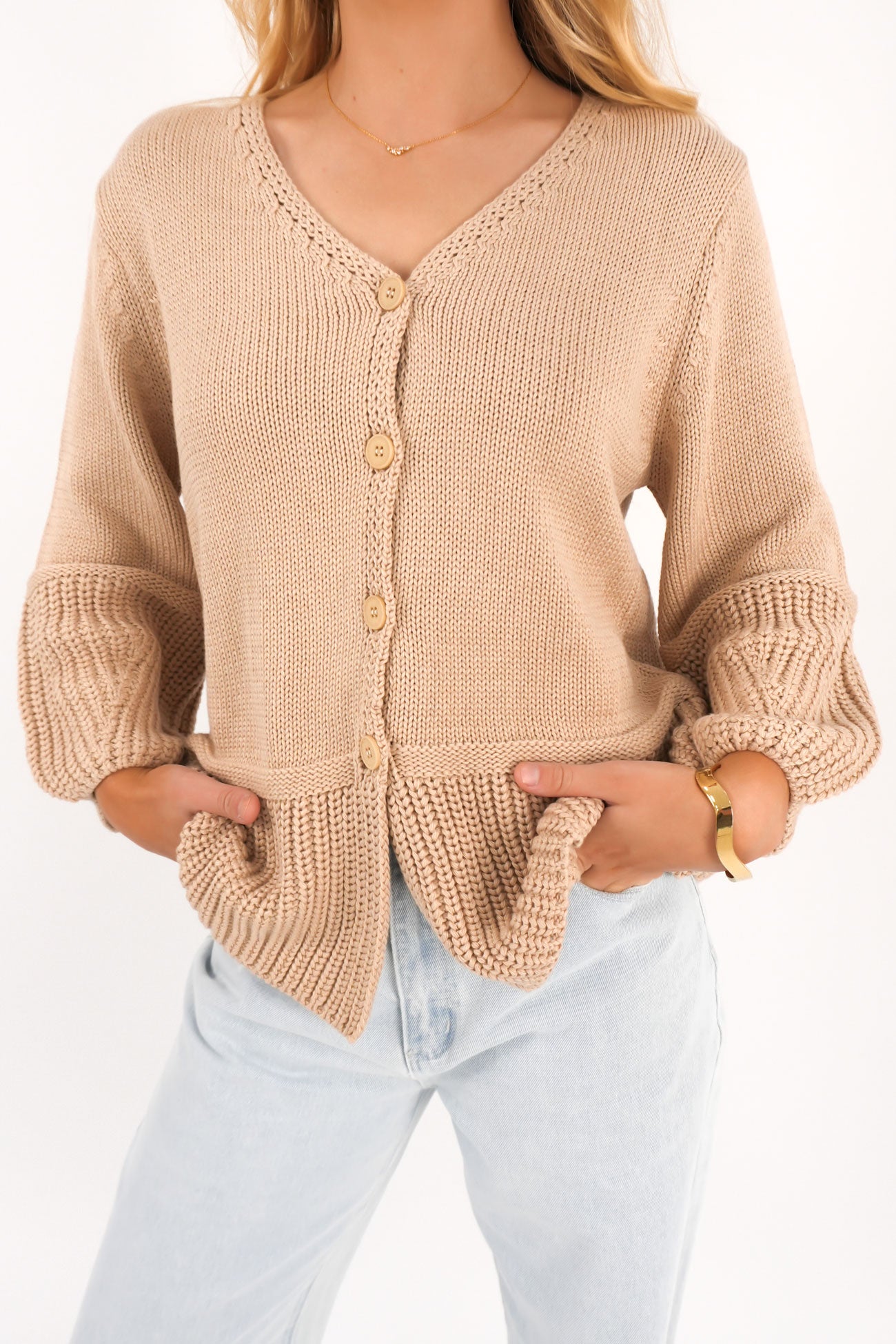Darcy-Cardigan-Beige-f54jpg