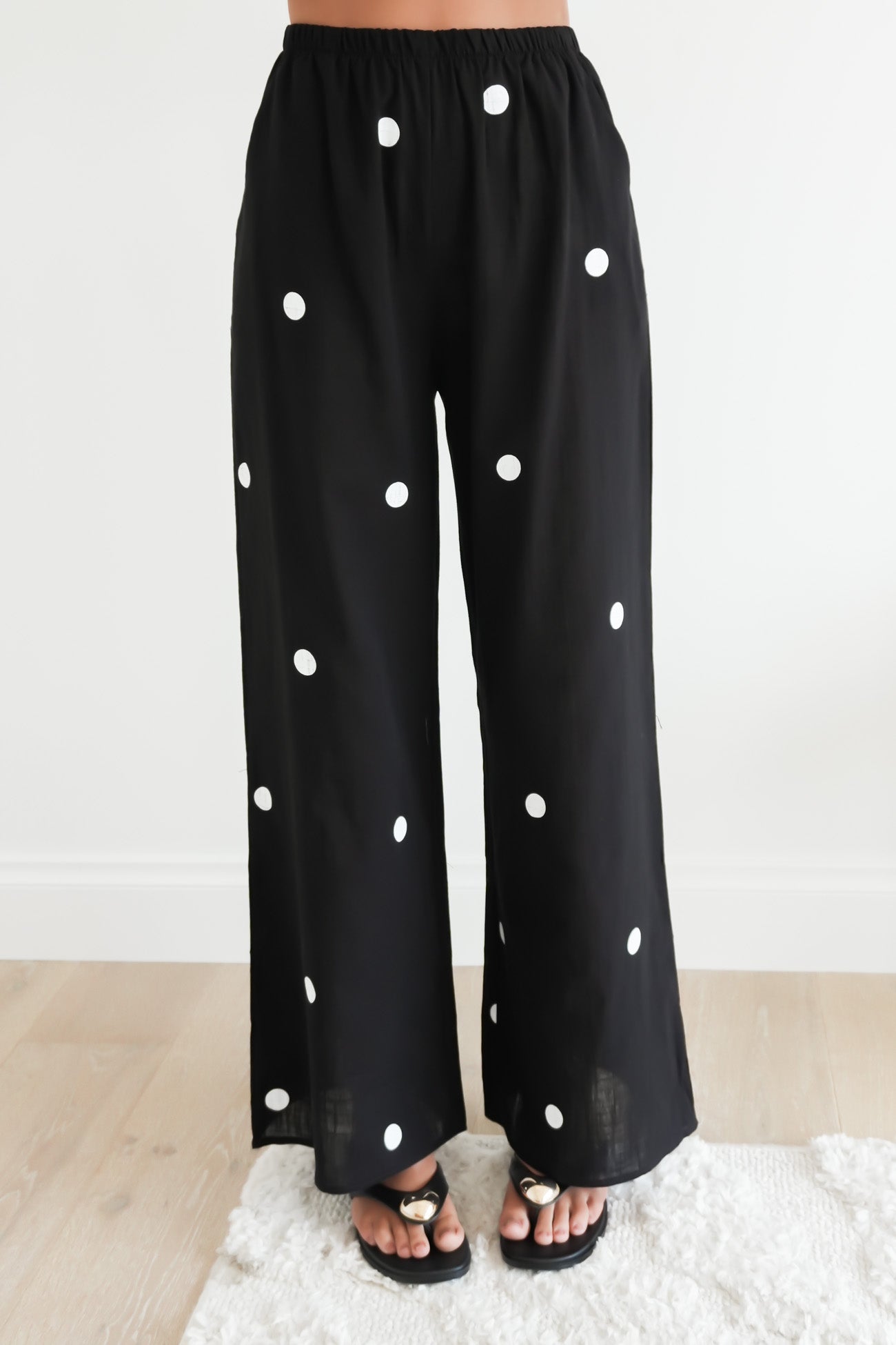 Darla Set Black Polka Dot