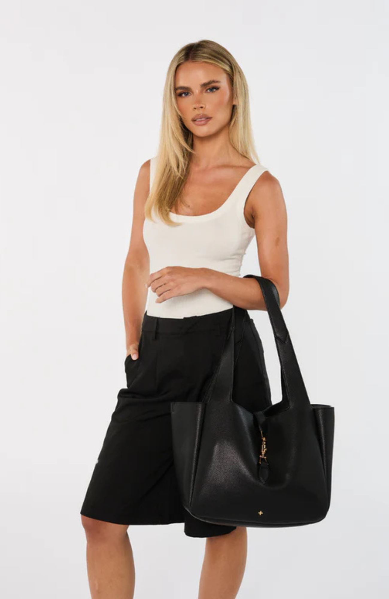 Dasha Bag Black Pebble Gold