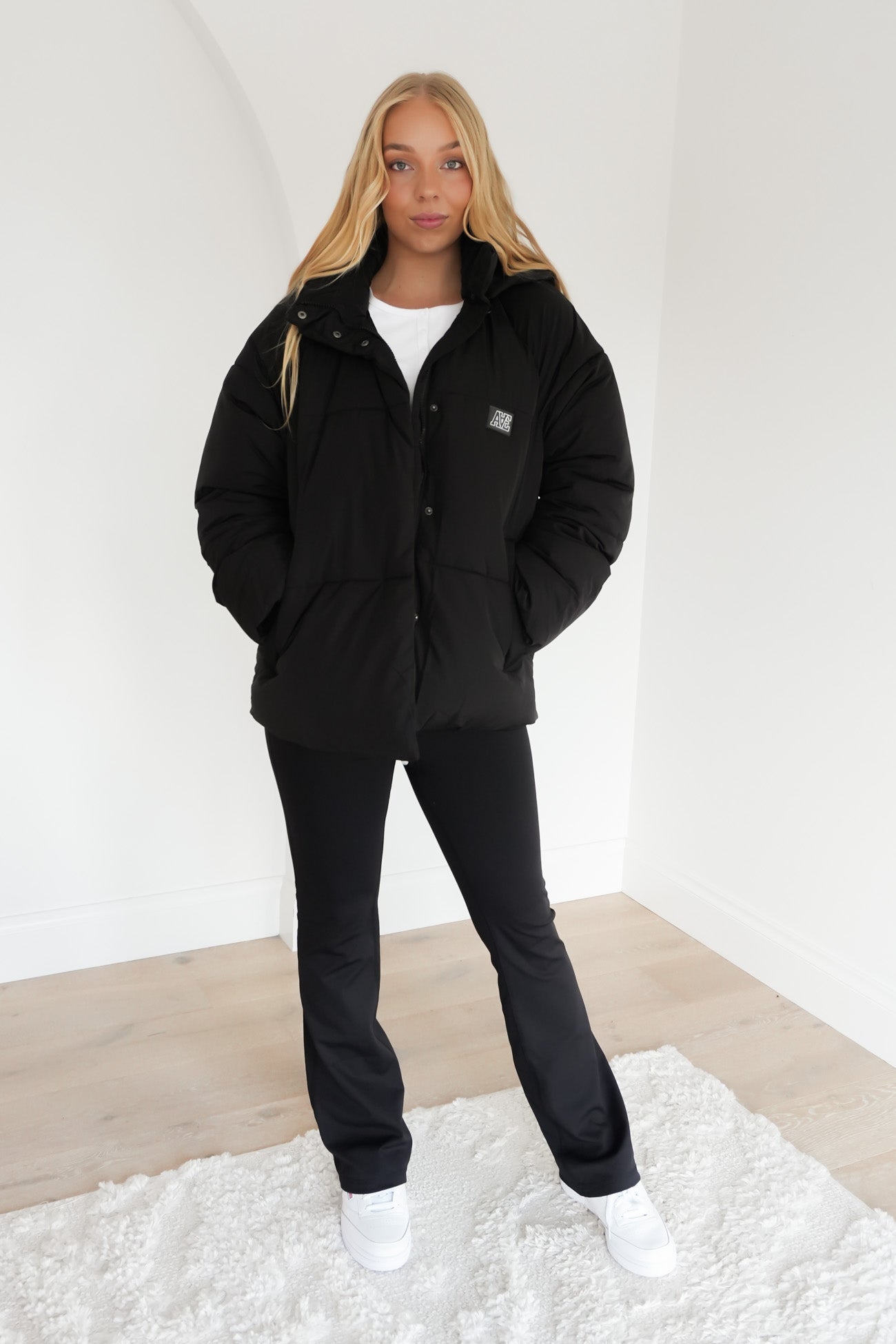 Elevate Puffer Jacket Black