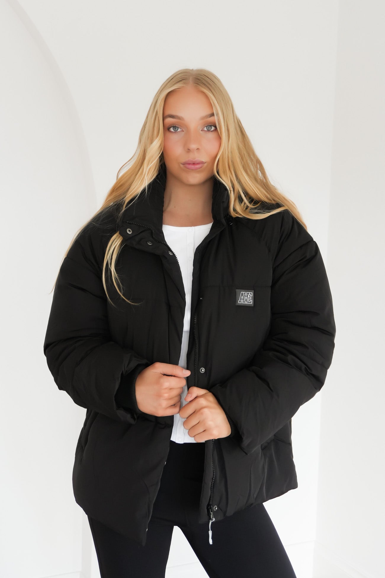 Elevate Puffer Jacket Black