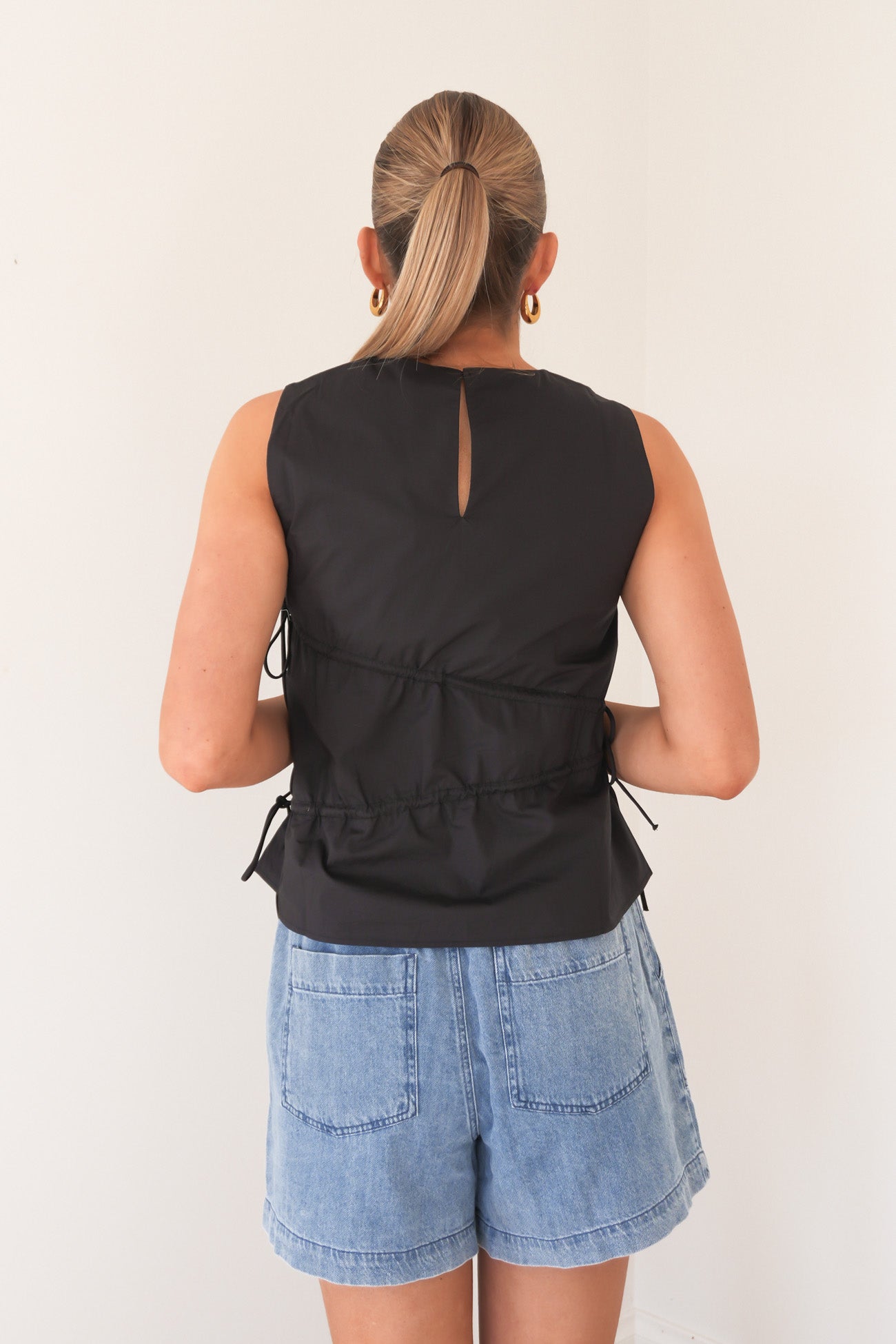Elin Gathered Tie Top Black