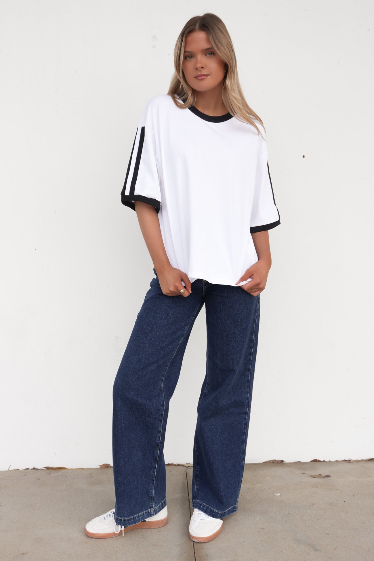 Ella Tee White Black