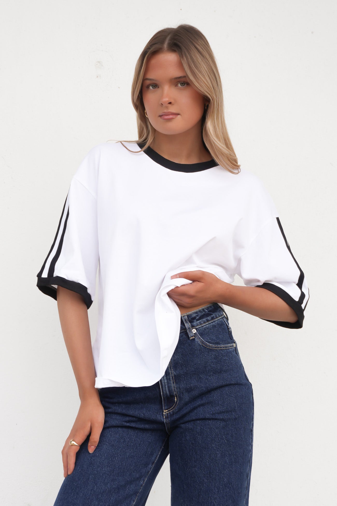 Ella Tee White Black