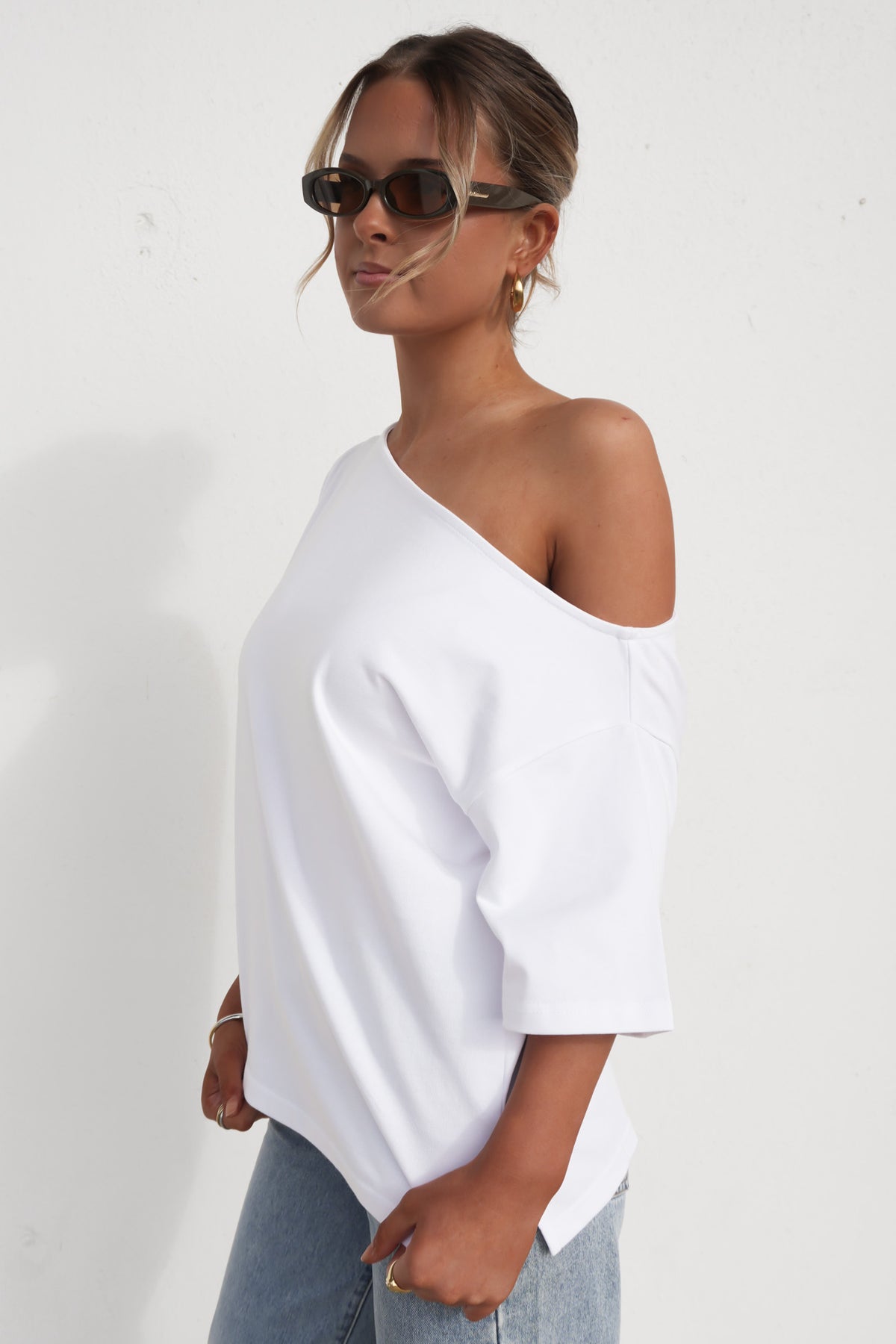 Elle Off Shoulder Tee White