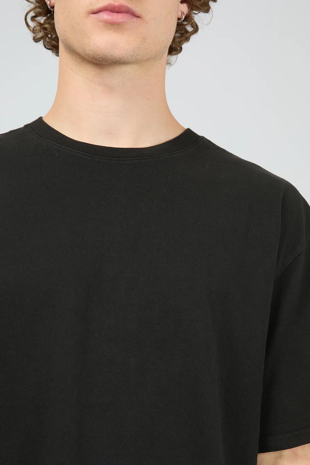 Essential Fit Tee Black