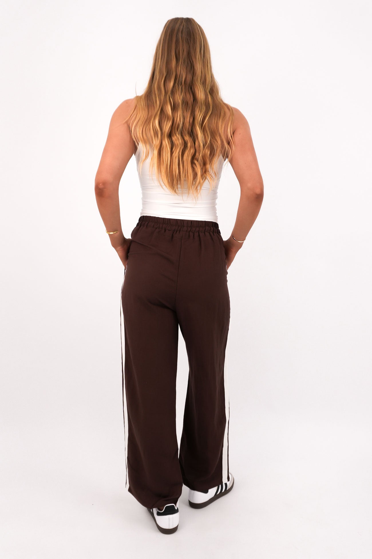 Essie Pant Chocolate