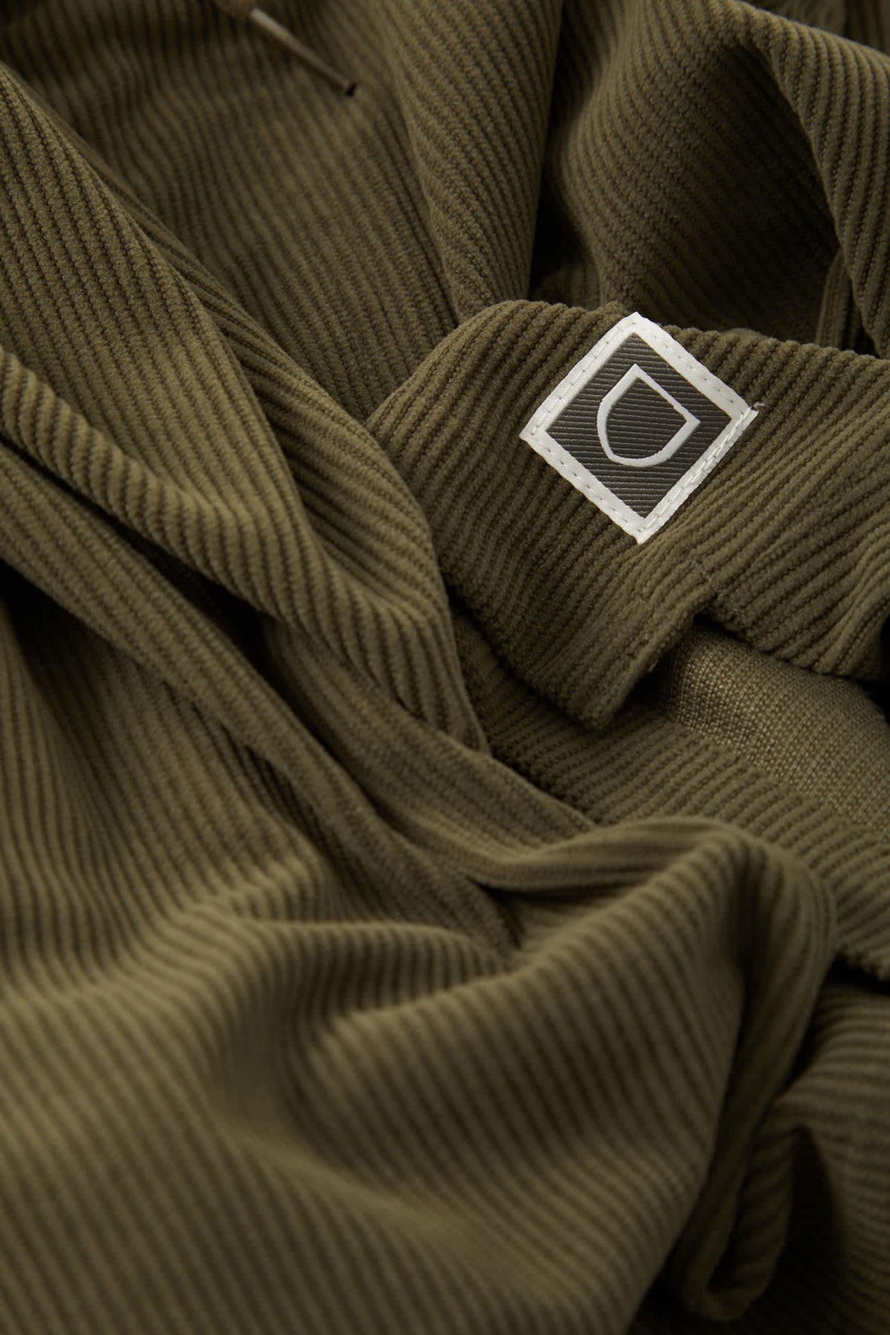 Everyday Corduroy Short Dark Olive