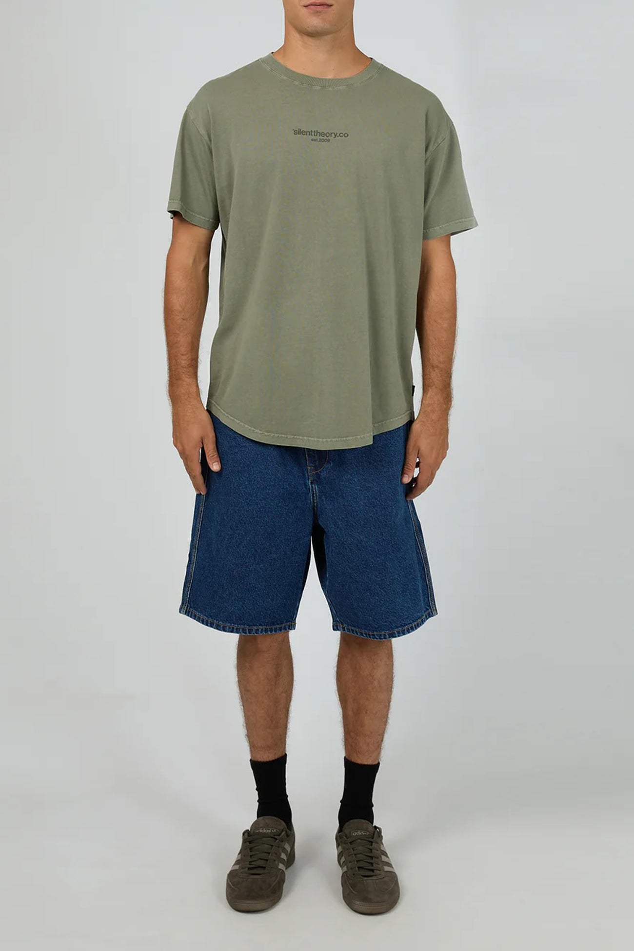 Fade Scoop Tee Olive