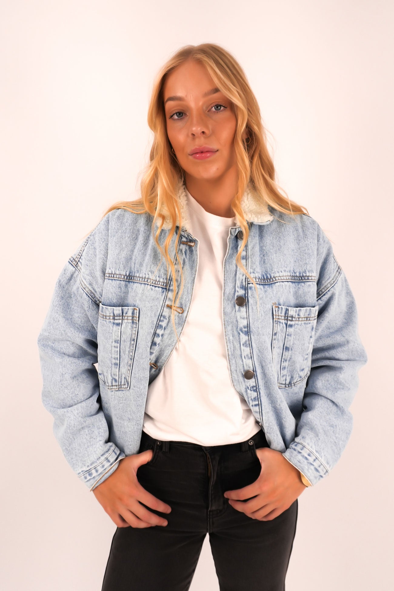 Flynn-Sherpa-Jacket-Light-Blue-ffcjpg