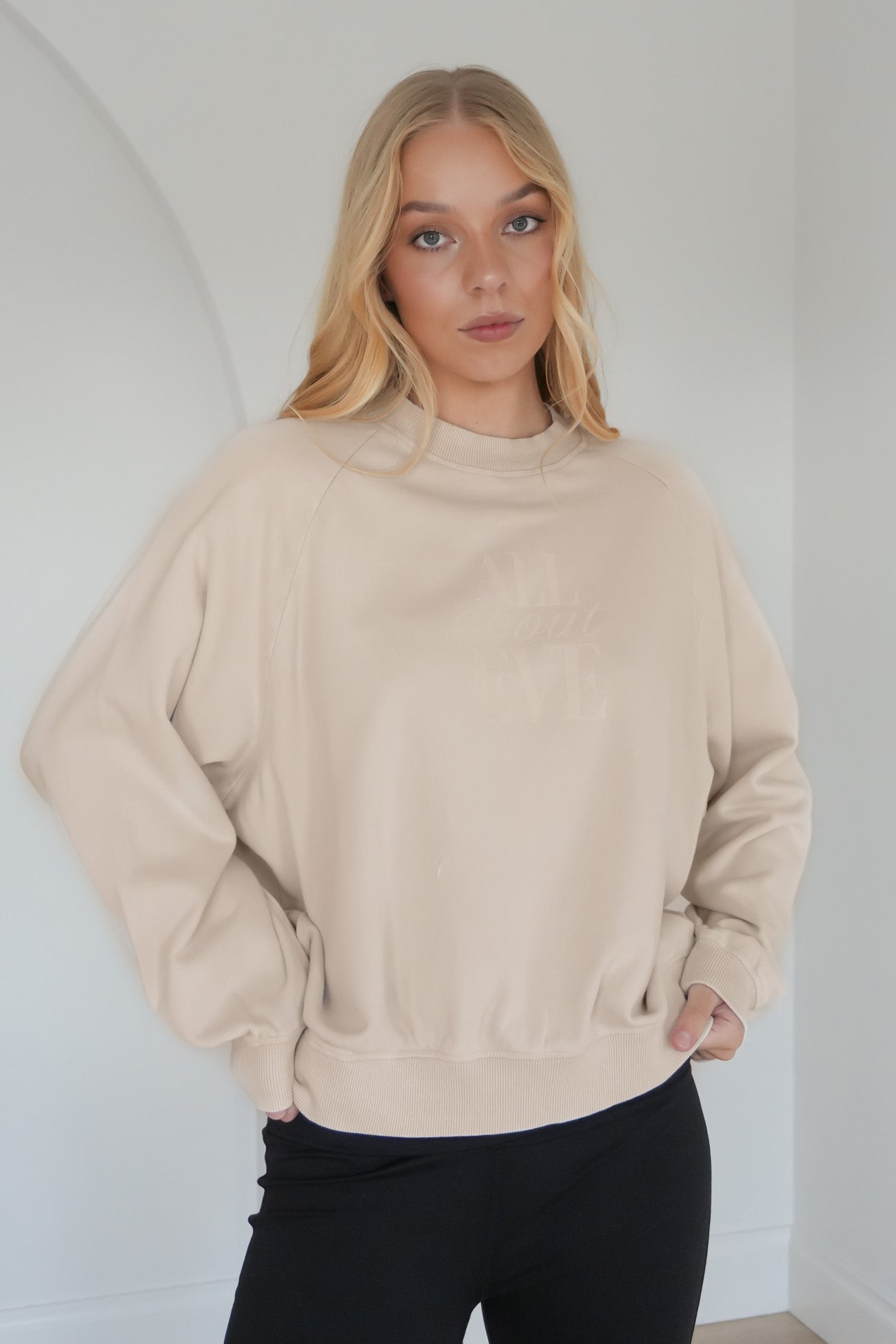 Flynn Washed Box Raglan Crew Vanilla