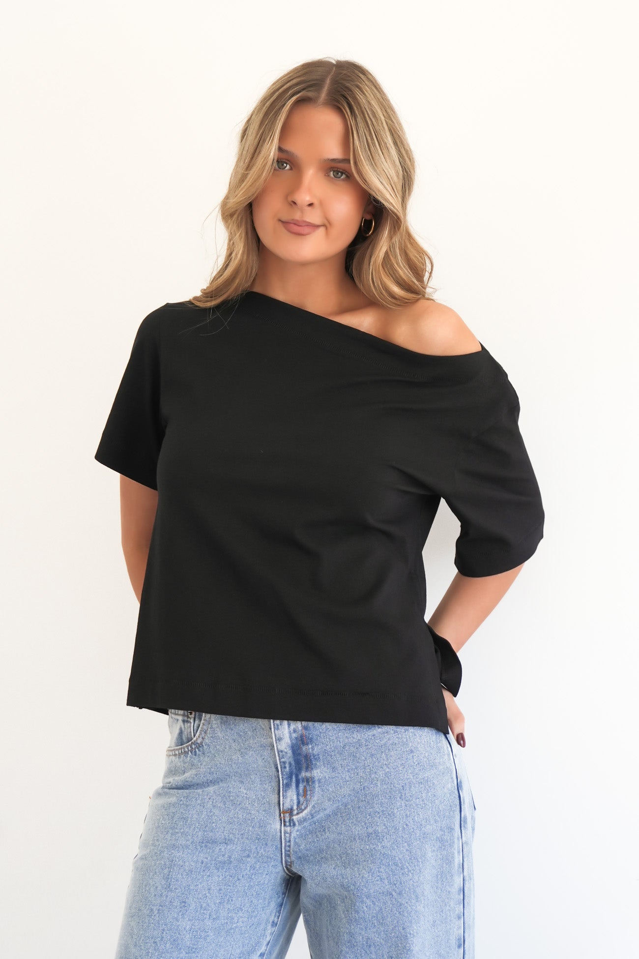Giorgia Tee Black