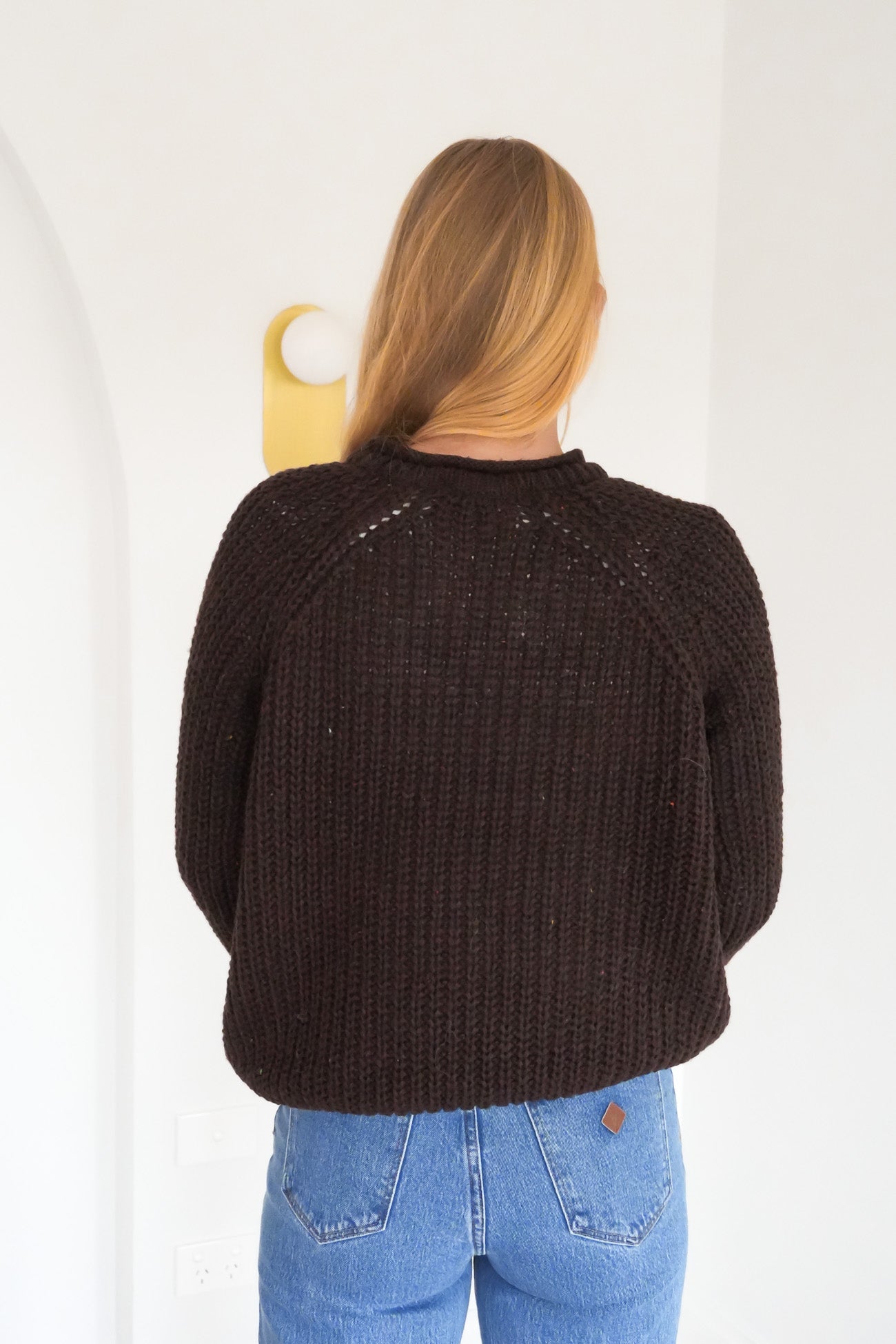Hali V-Neck Knit Brown