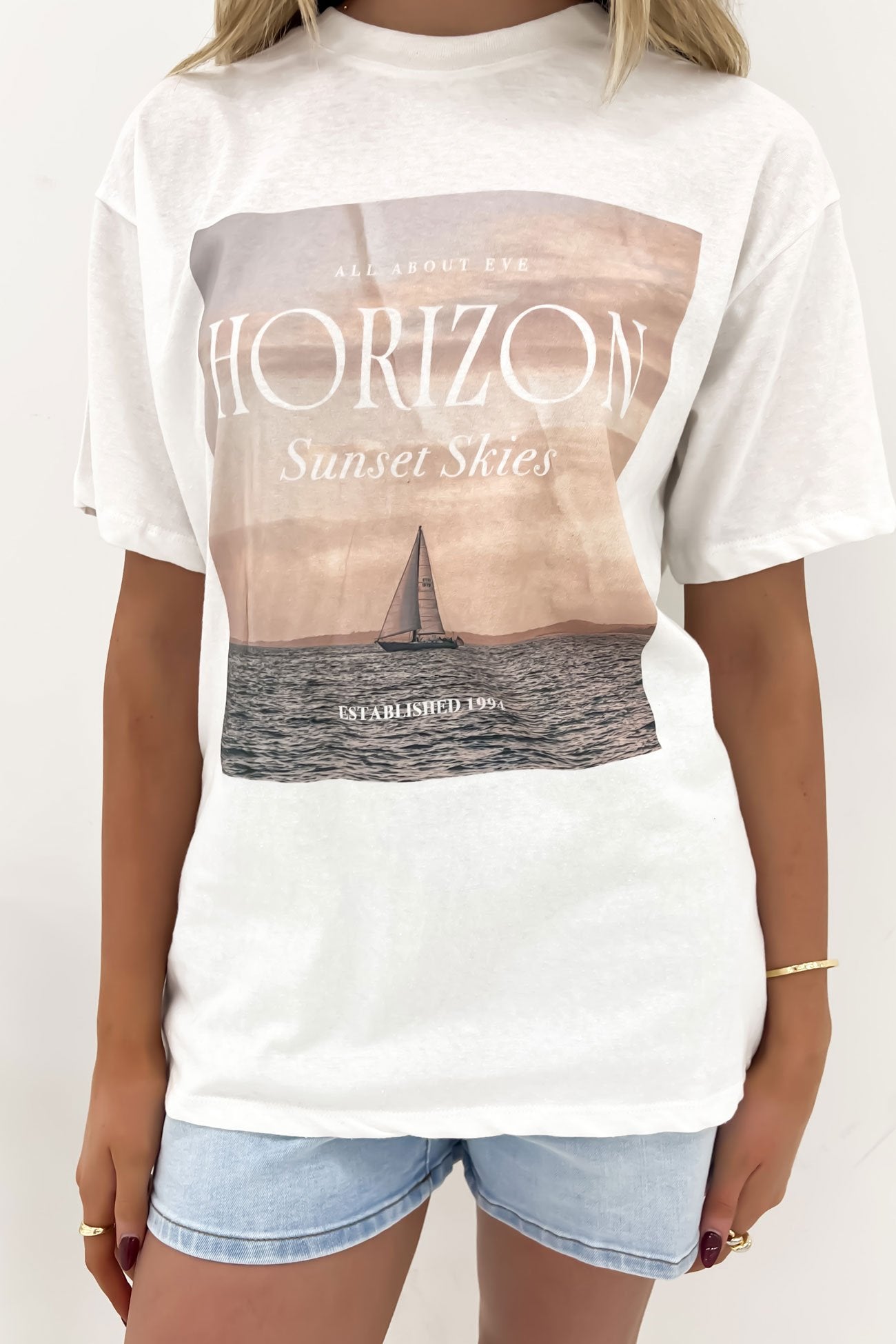 Horizon Oversized Tee Vintage White