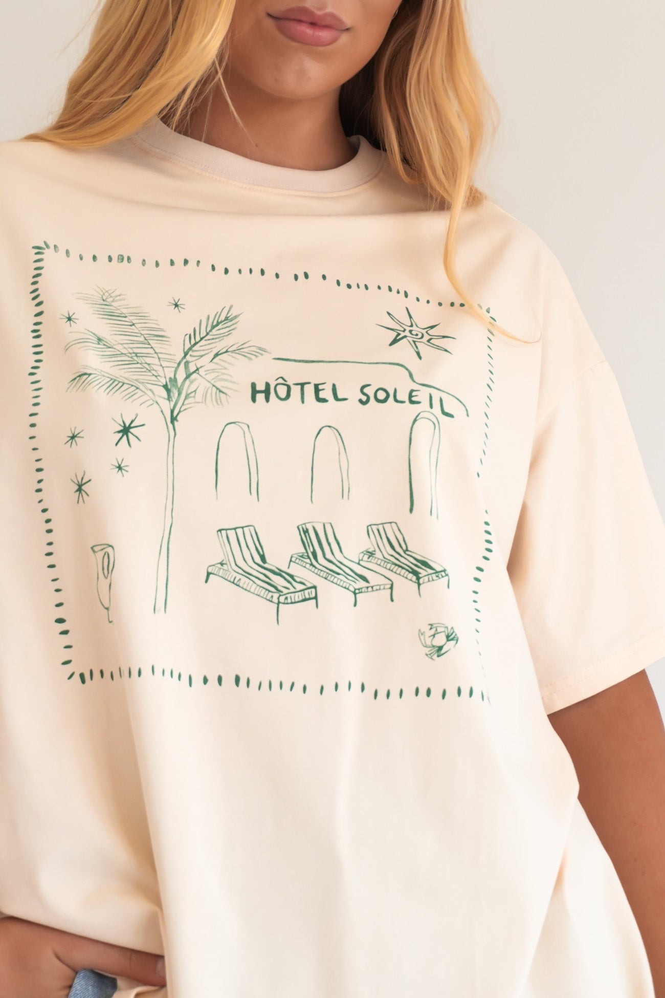 Hotel Soleil Tee Beige