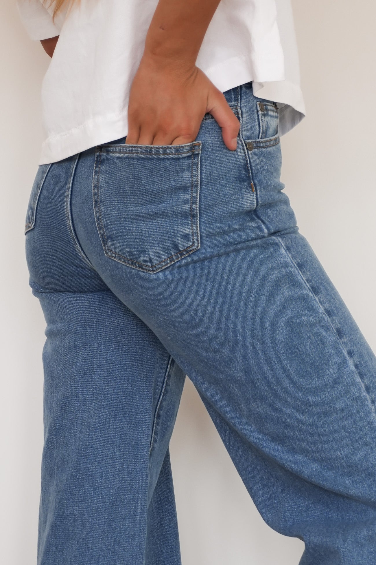 Jacqui Wide Leg Jean Light Blue