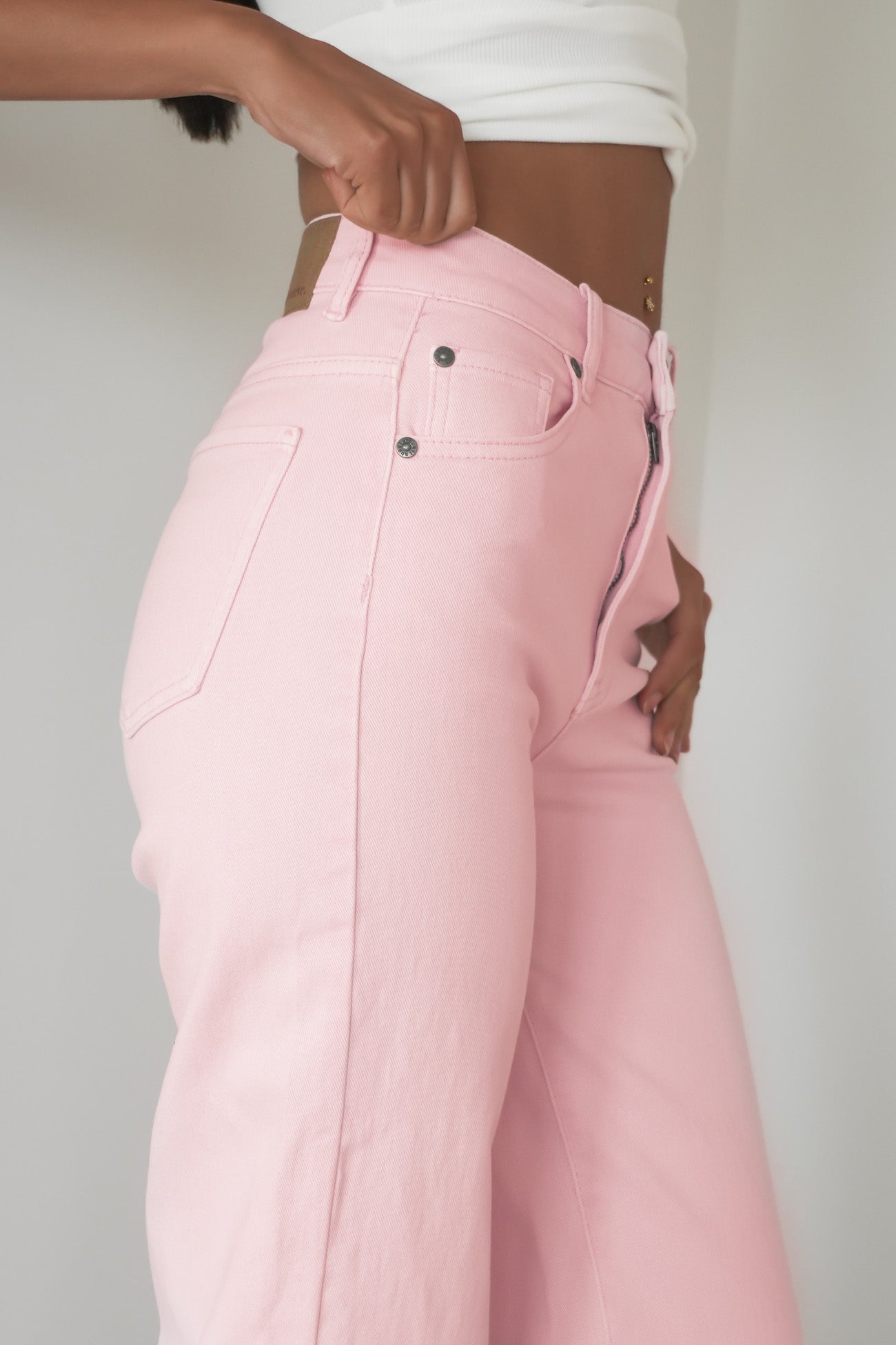 Jacqui Wide Leg Jean Pink