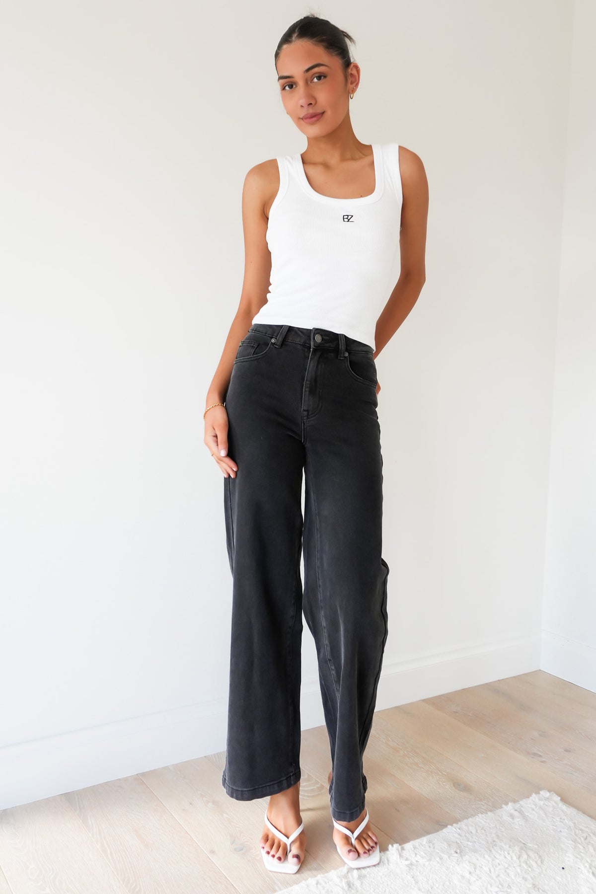 Jacqui Wide Leg Jean Washed Black