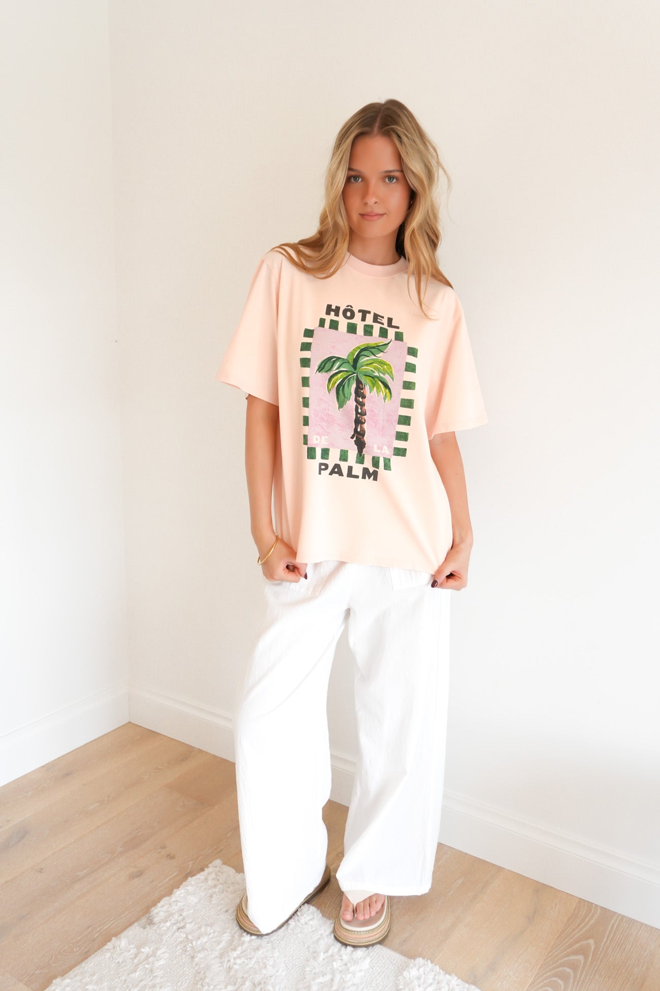 Jeana Tee Hotel Palm