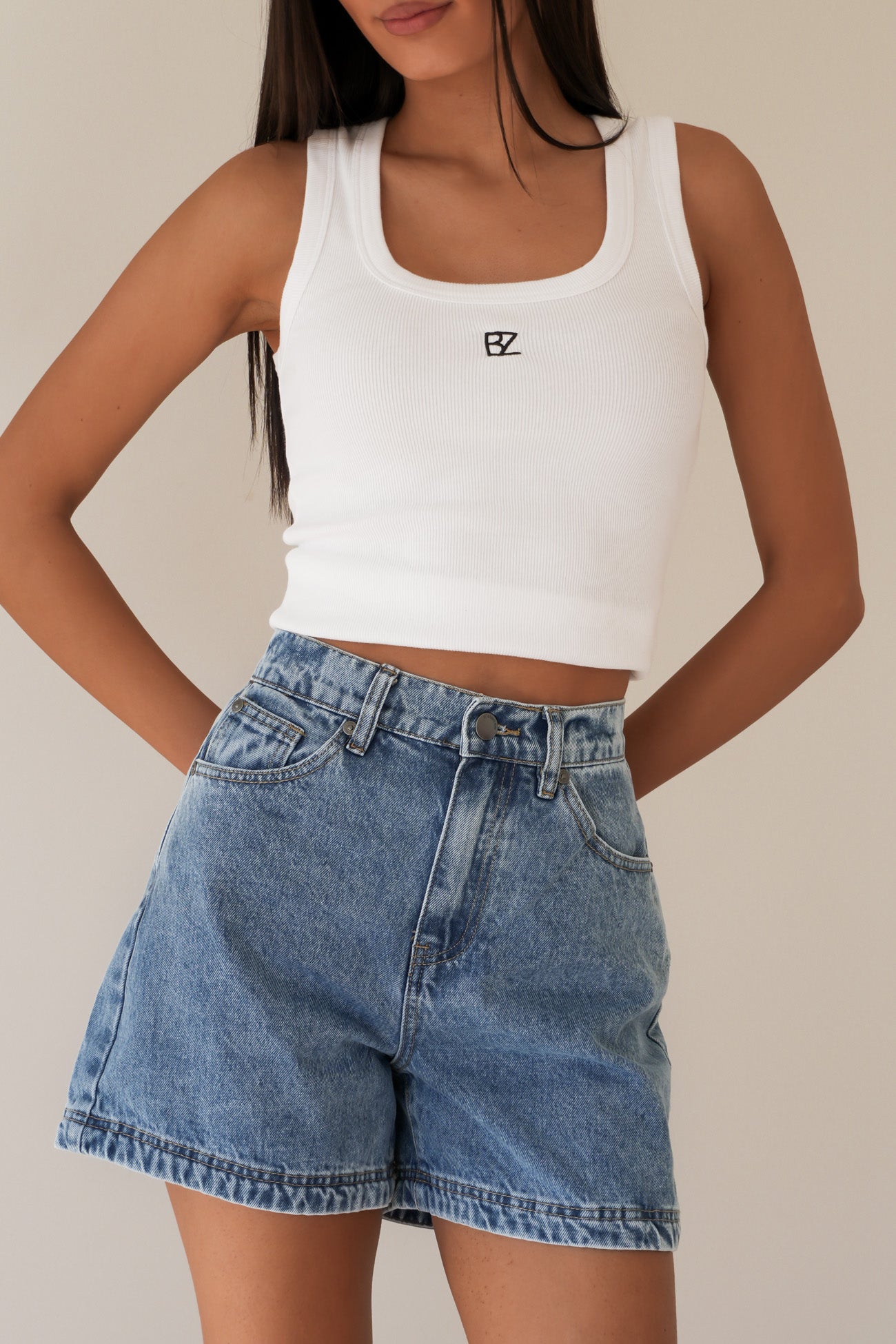 Josie Short Light Blue