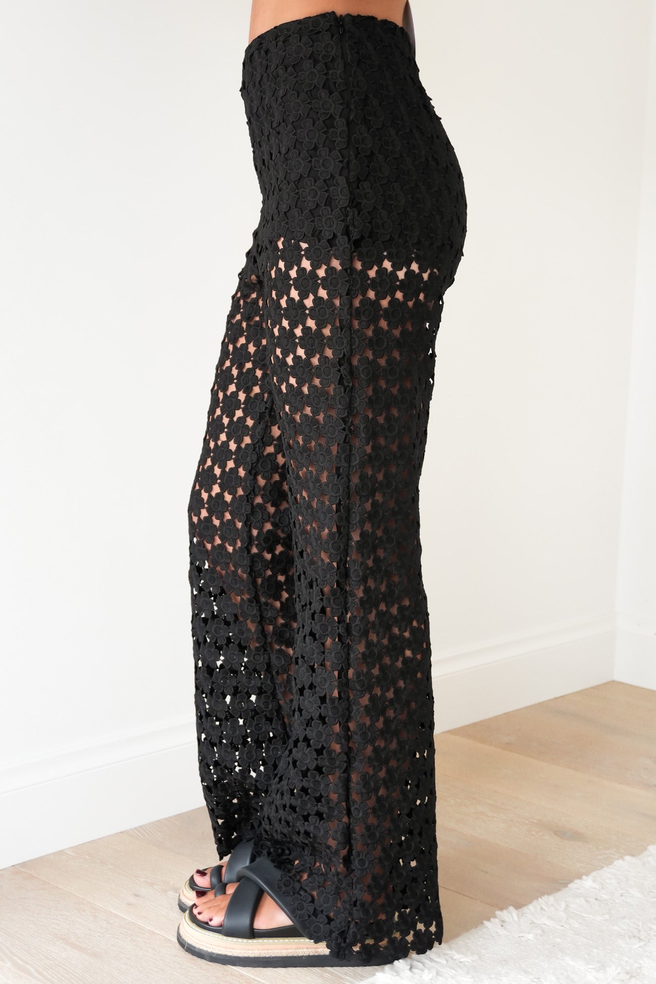 Kirsten Floral Lace Set Black