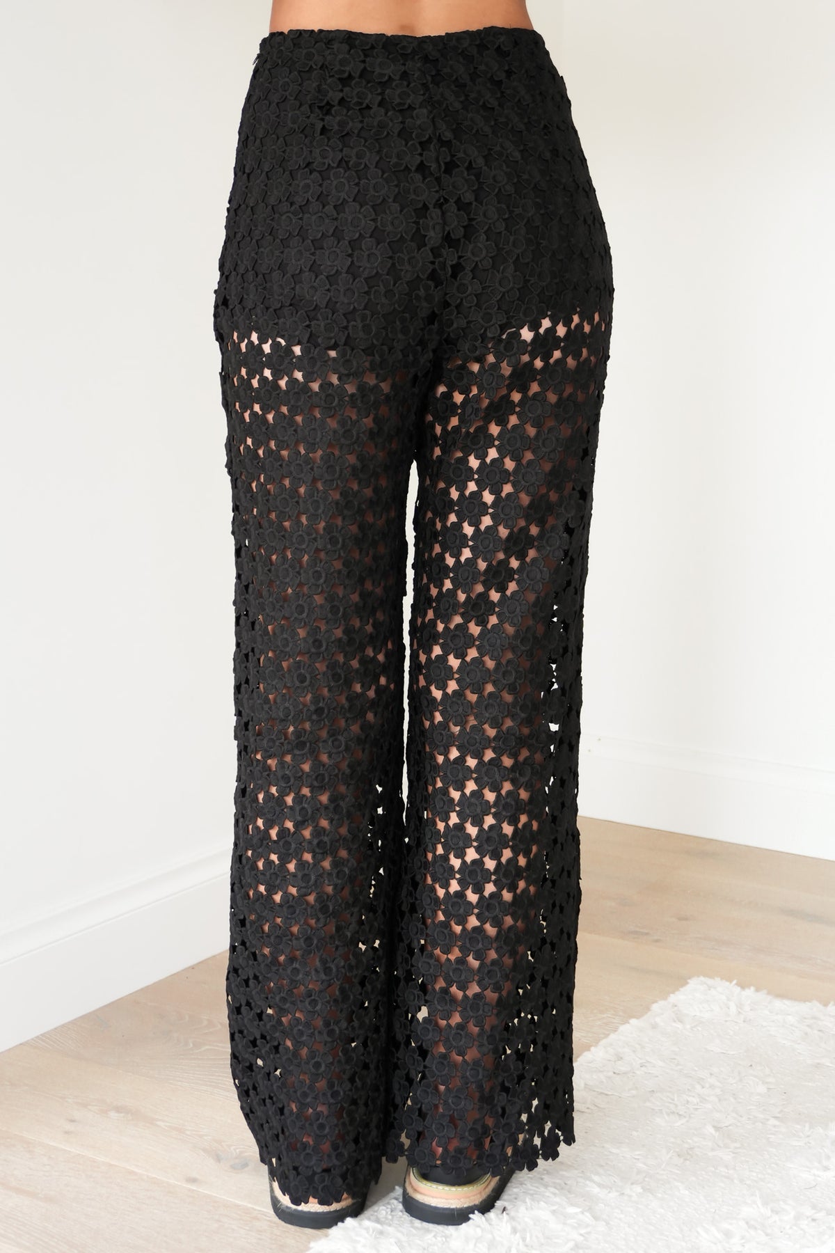Kirsten Floral Lace Set Black