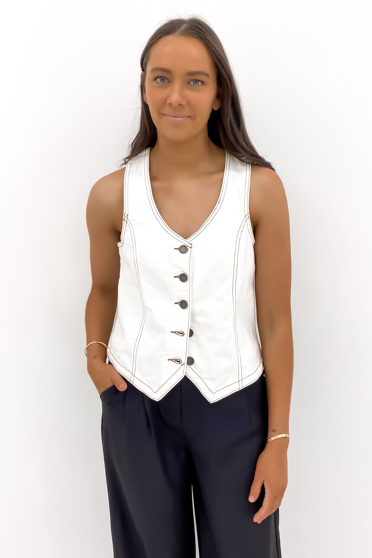 Korin Vest
