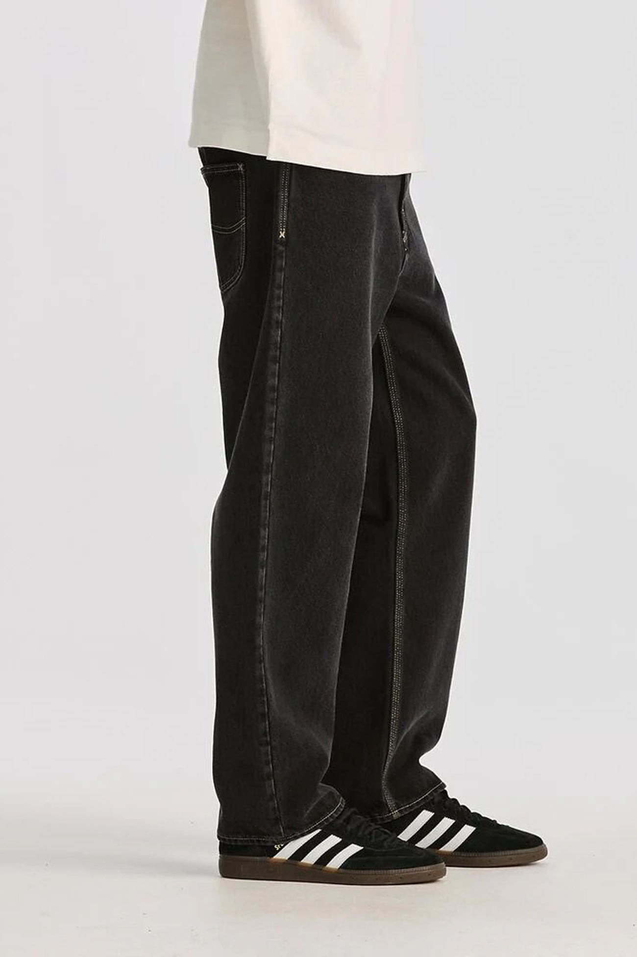 L-Four Jean Black Superused