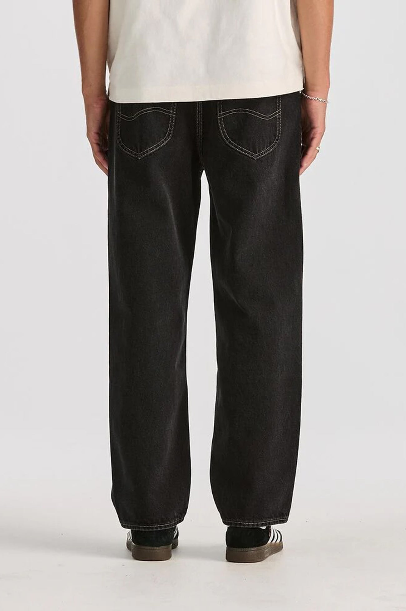 L-Four Jean Black Superused