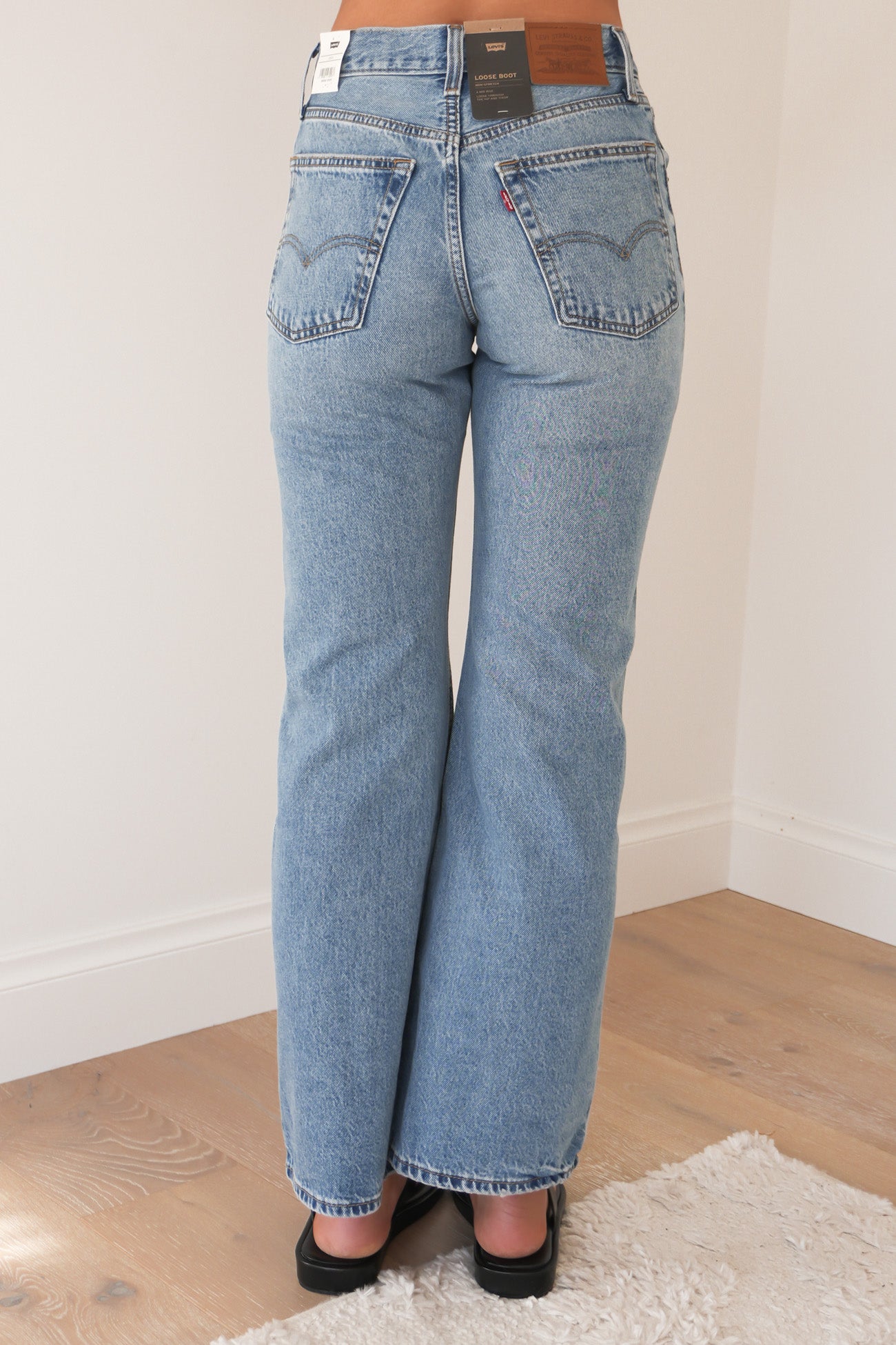 Loose Boot Cut Jean Easy Days