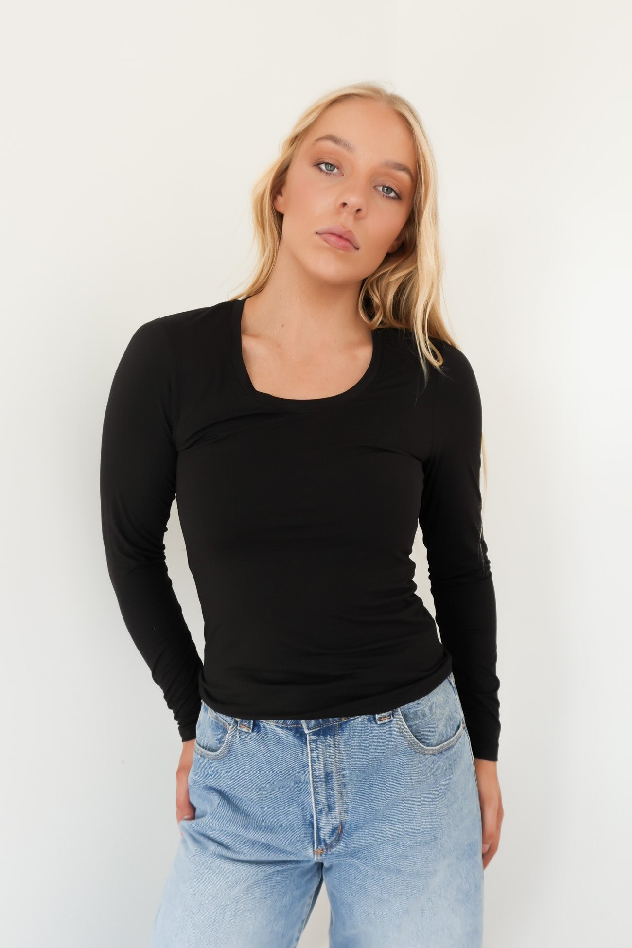 Luxe Basic Long Sleeve Tee Black