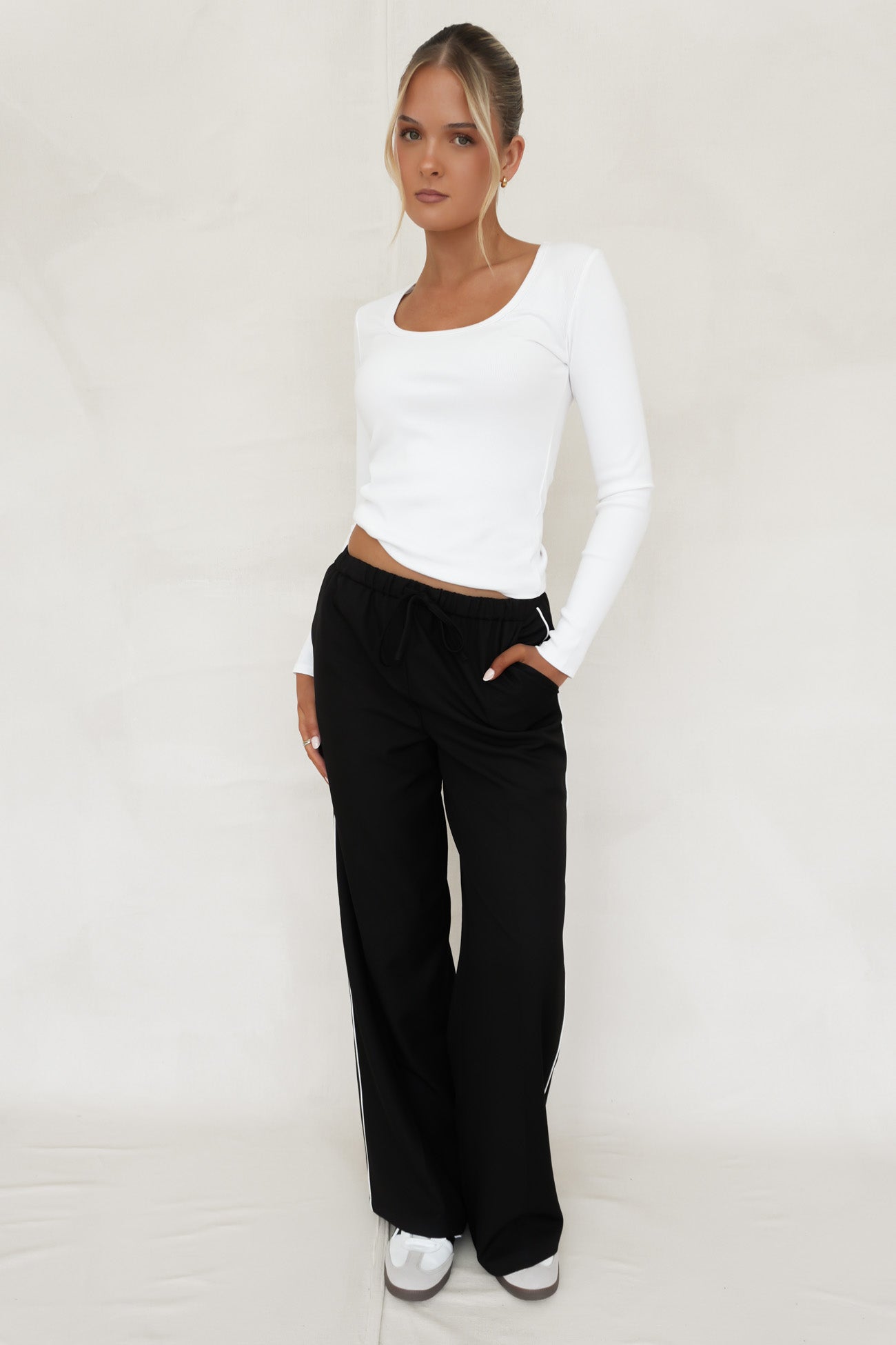 Maddox Piped Pant Black