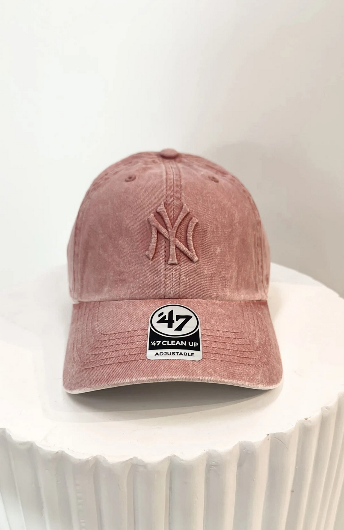 New York Yankees '47 Clean Up Mist Pink
