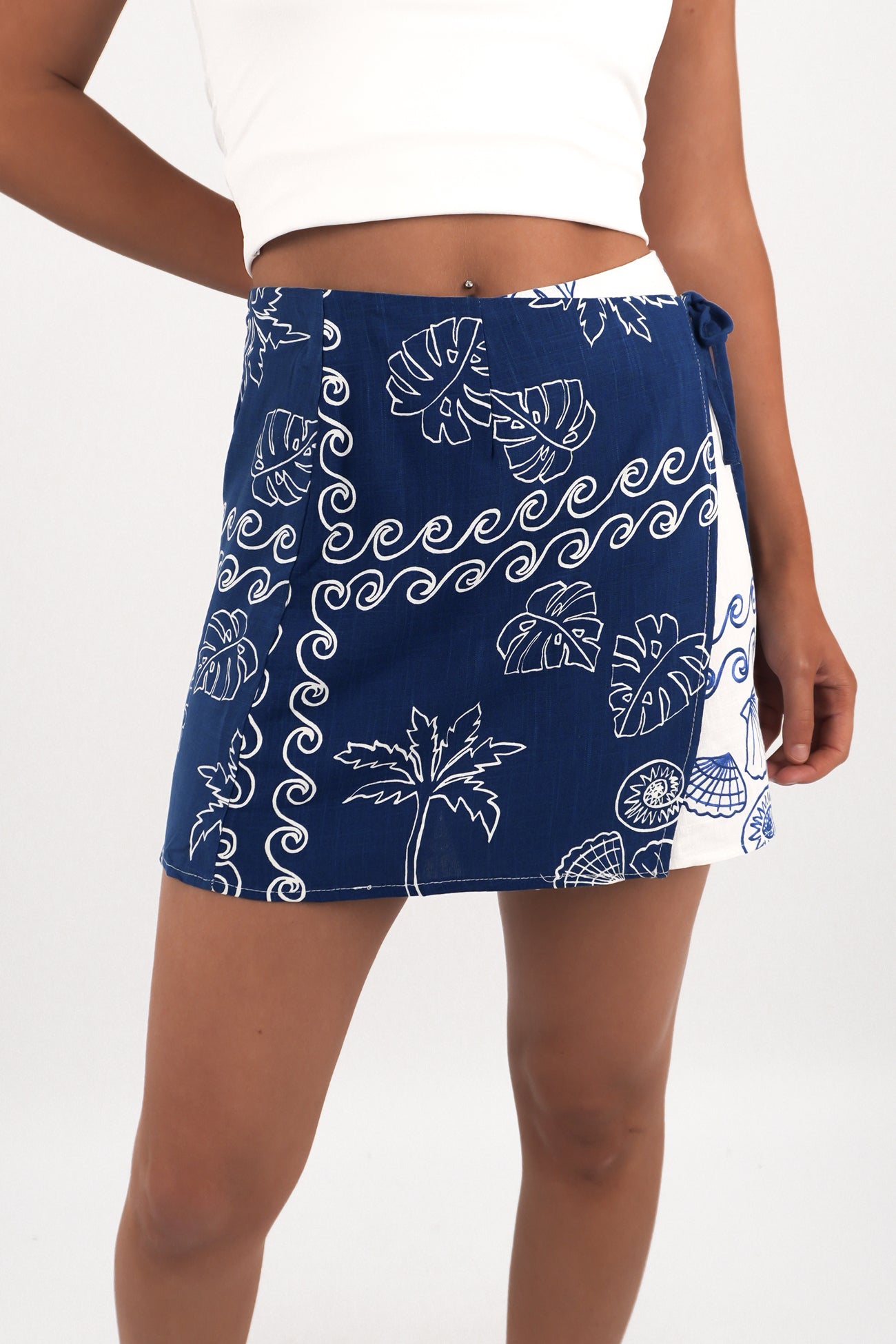 Nieve Mini Skirt Basilia