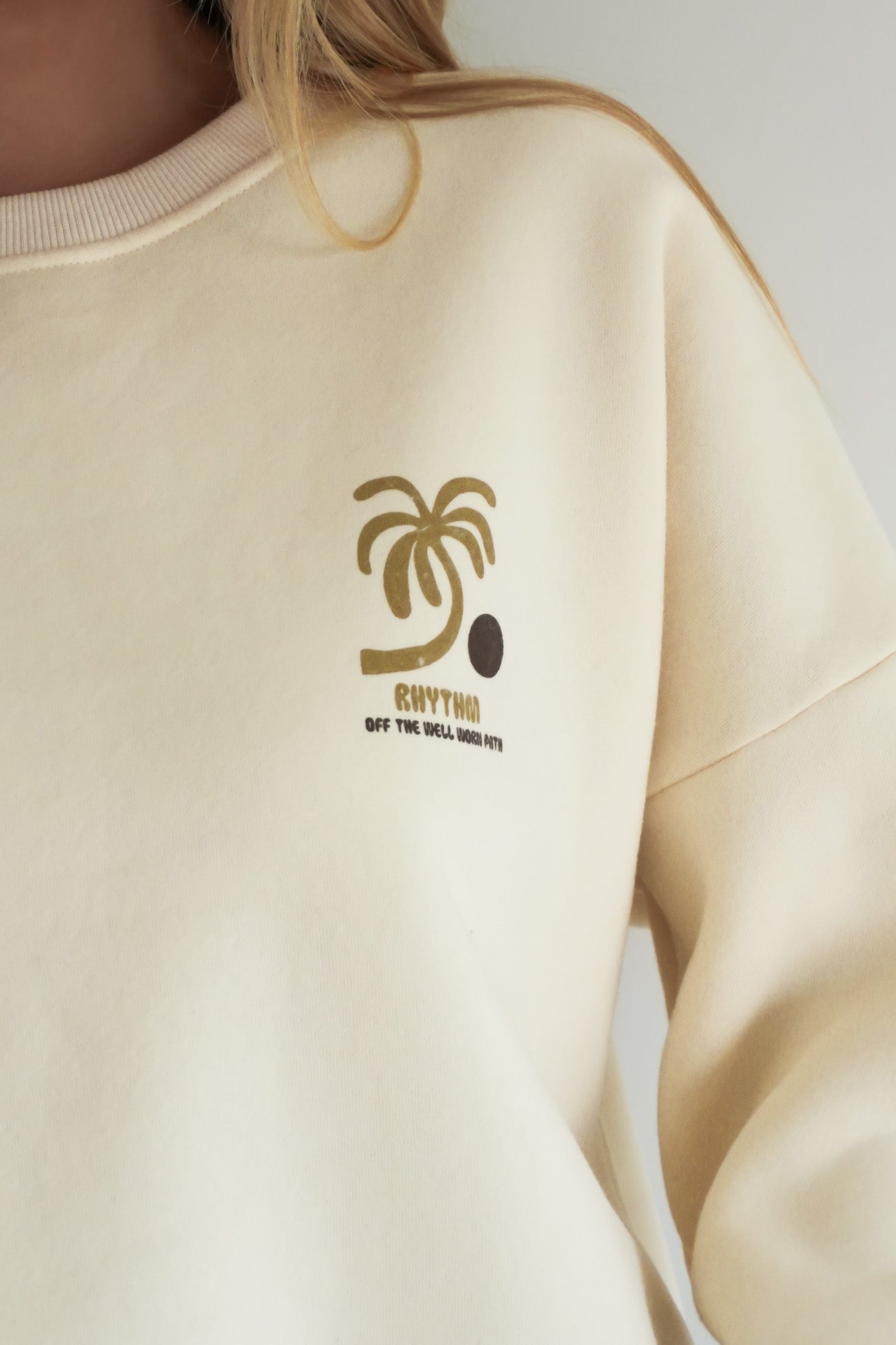Palm Slouchy Crew Neck Fleece Cream