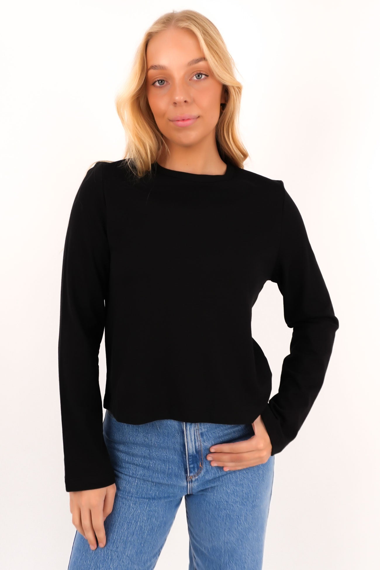 Regular Long Sleeve Tee Black