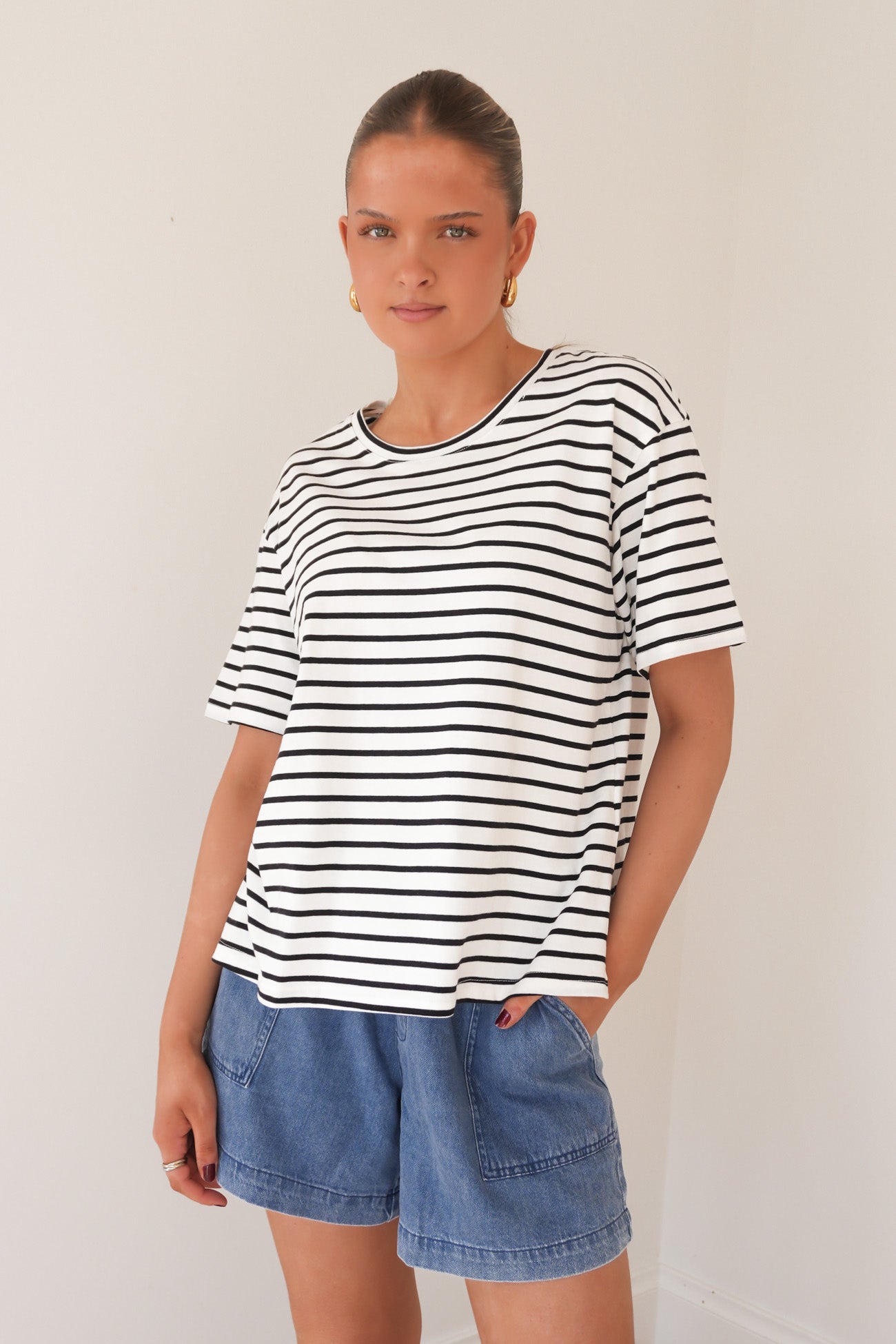 Relax Boxy Tee Black White Stripe