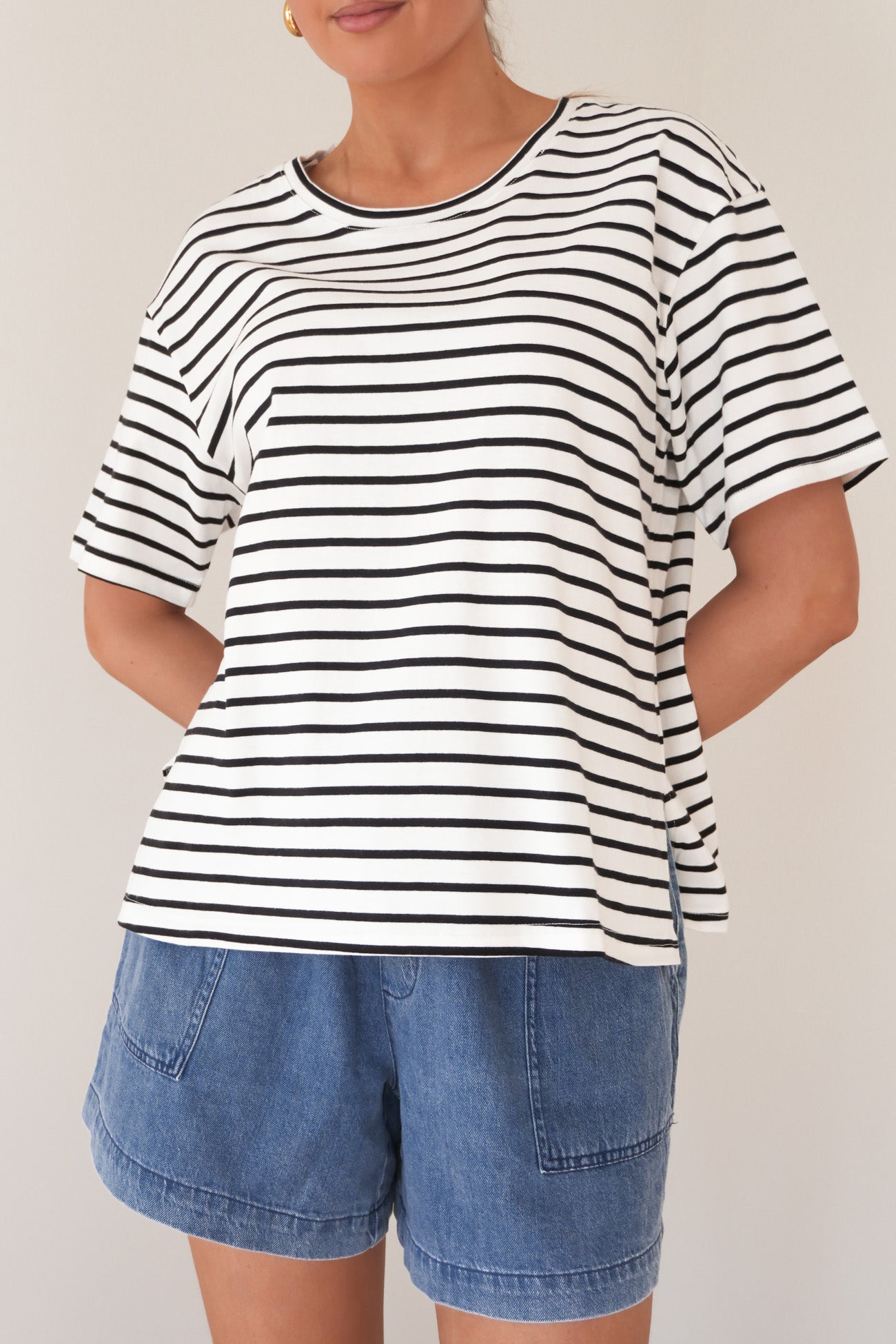 Relax Boxy Tee Black White Stripe