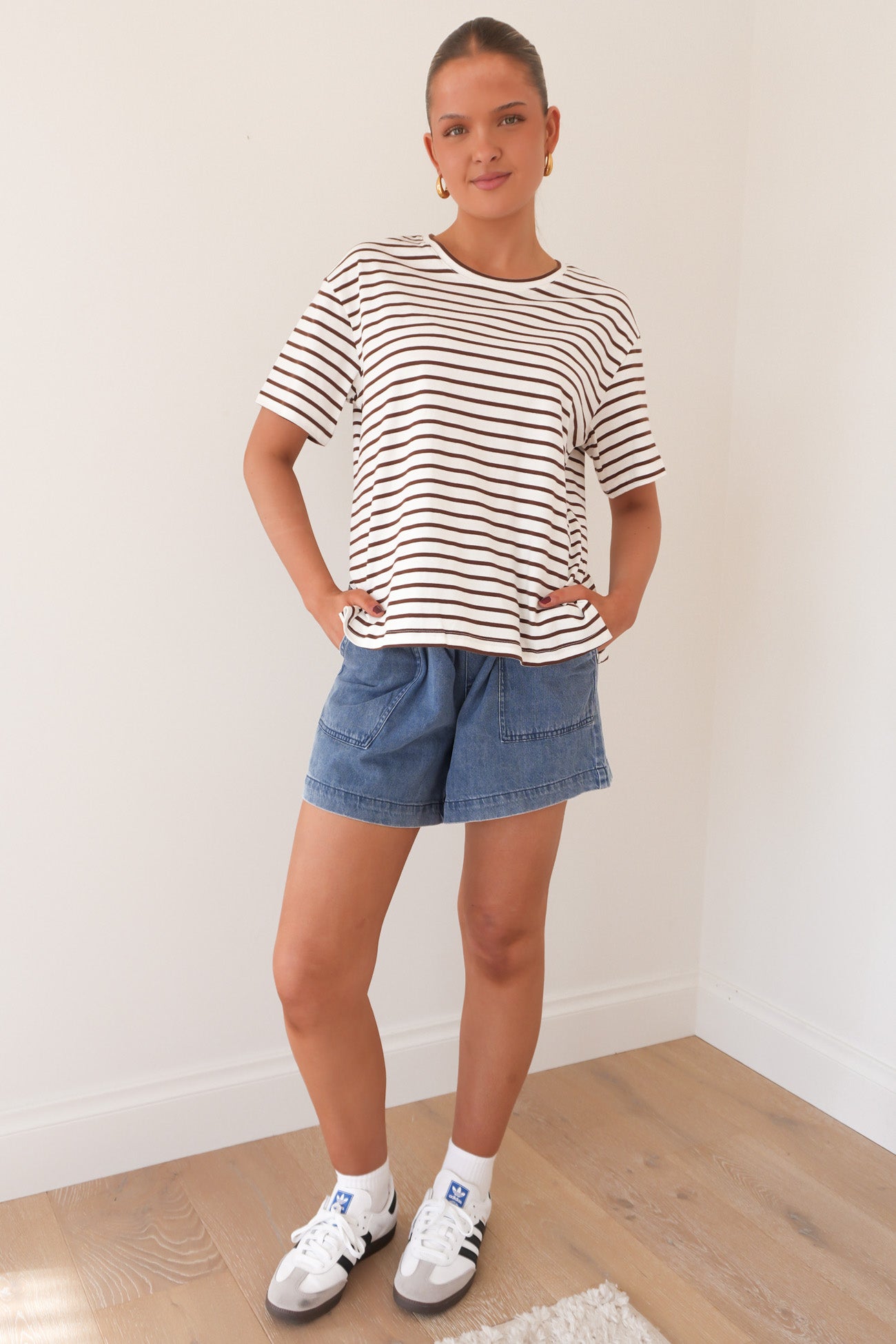 Relax Boxy Tee Chocolate White Stripe