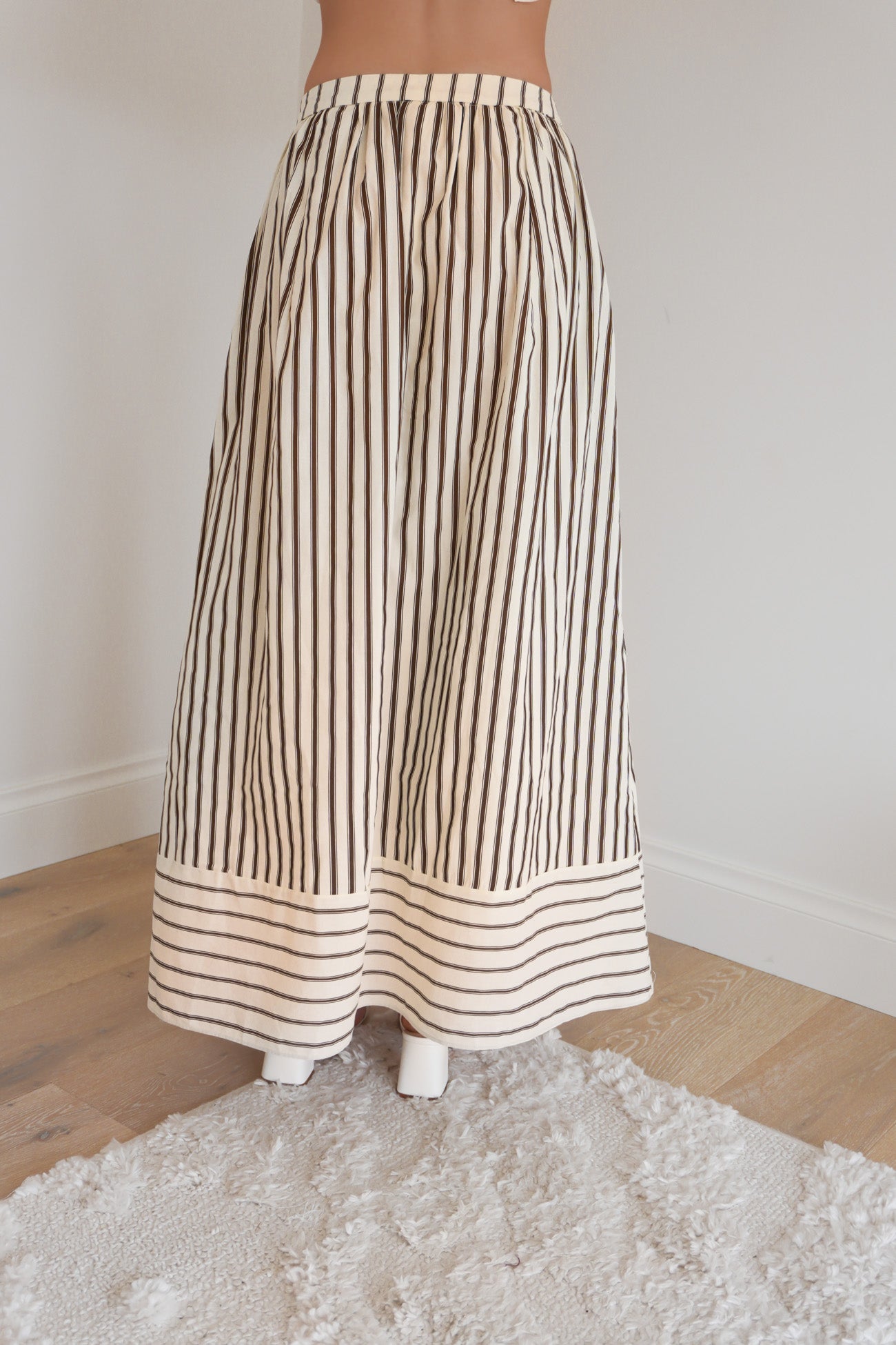 Ricca Set Cream Chocolate Stripe