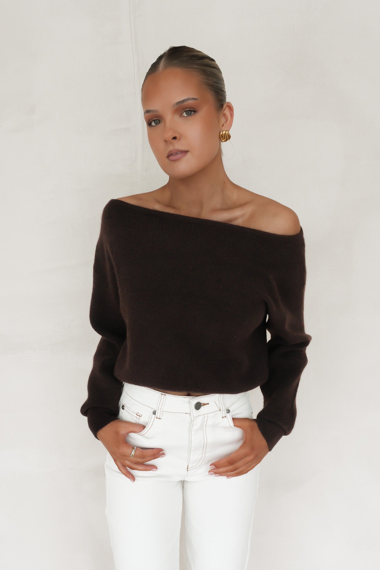 Romey Off Shoulder Knit Chocolate