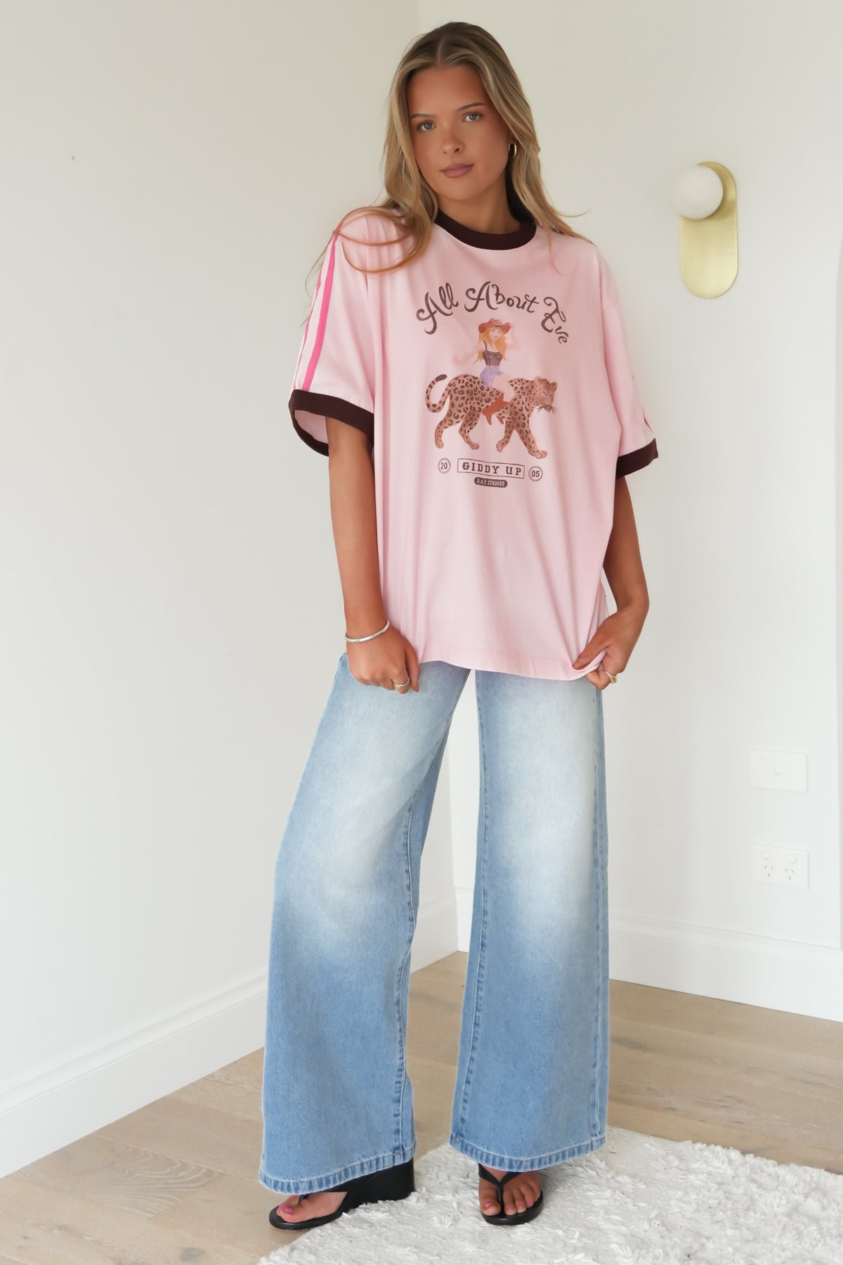 Run Wild Oversized Tee Pale Pink