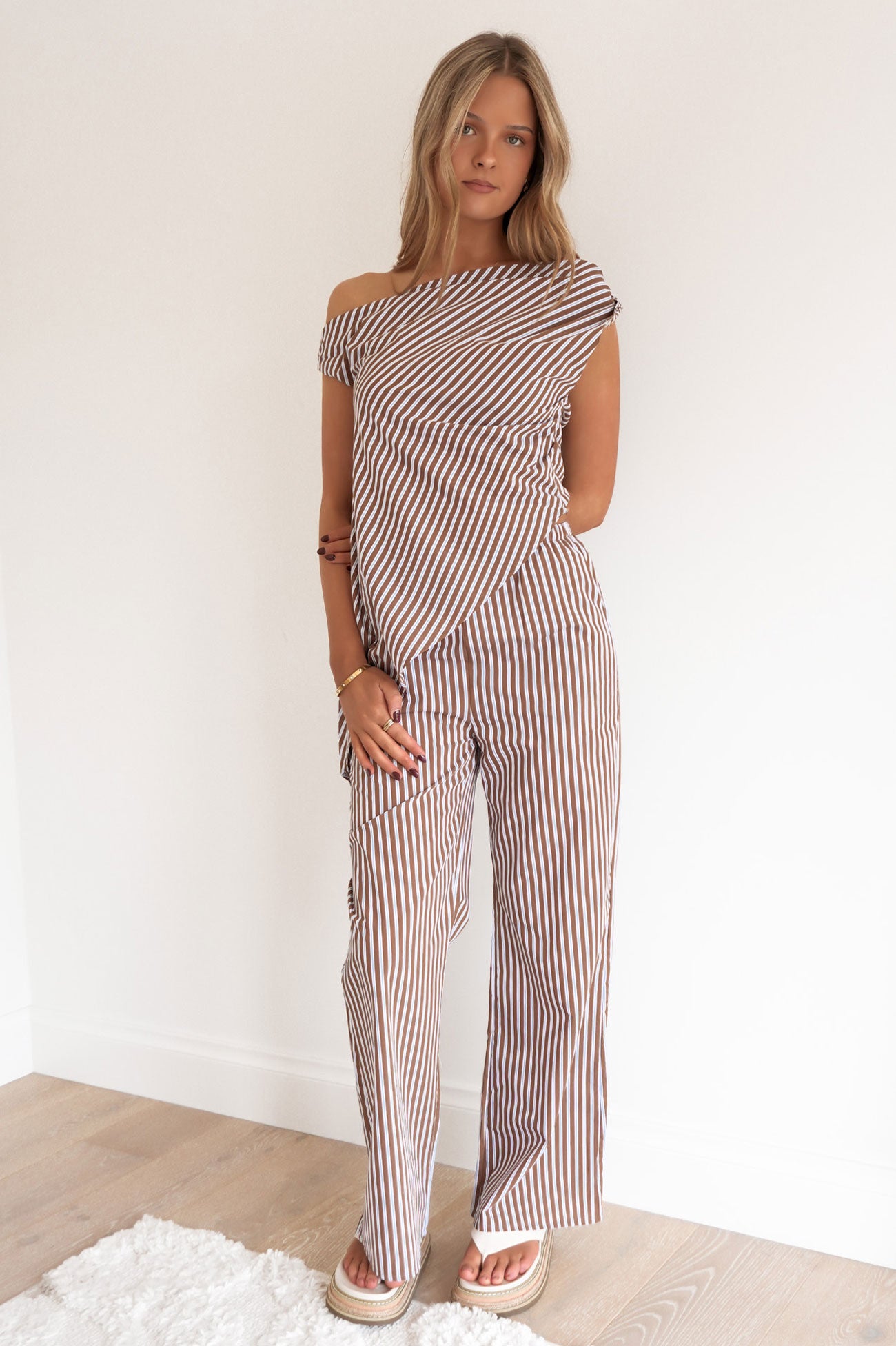 Saylor Set Brown Blue Stripe