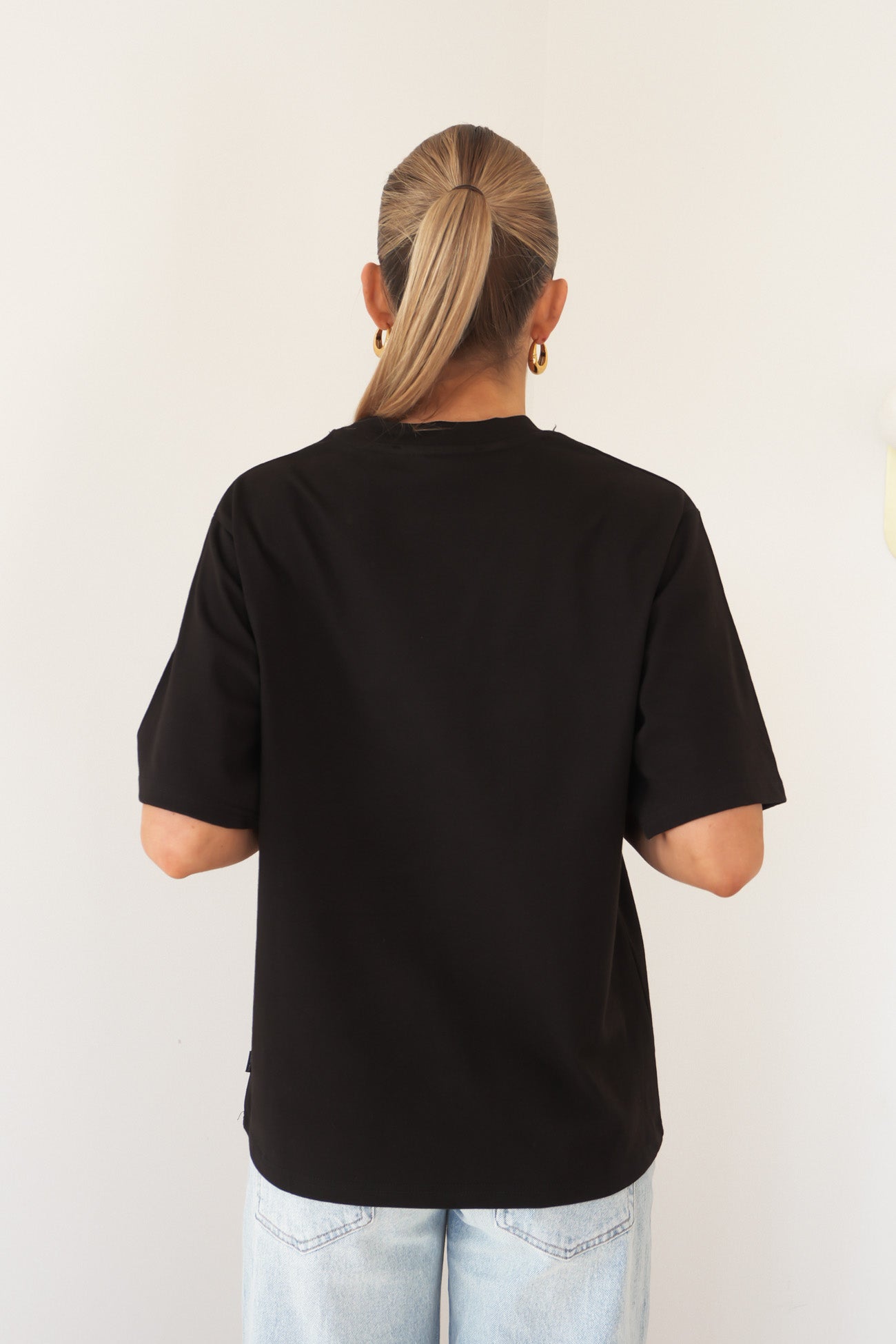 Silent Luxe Tee Black