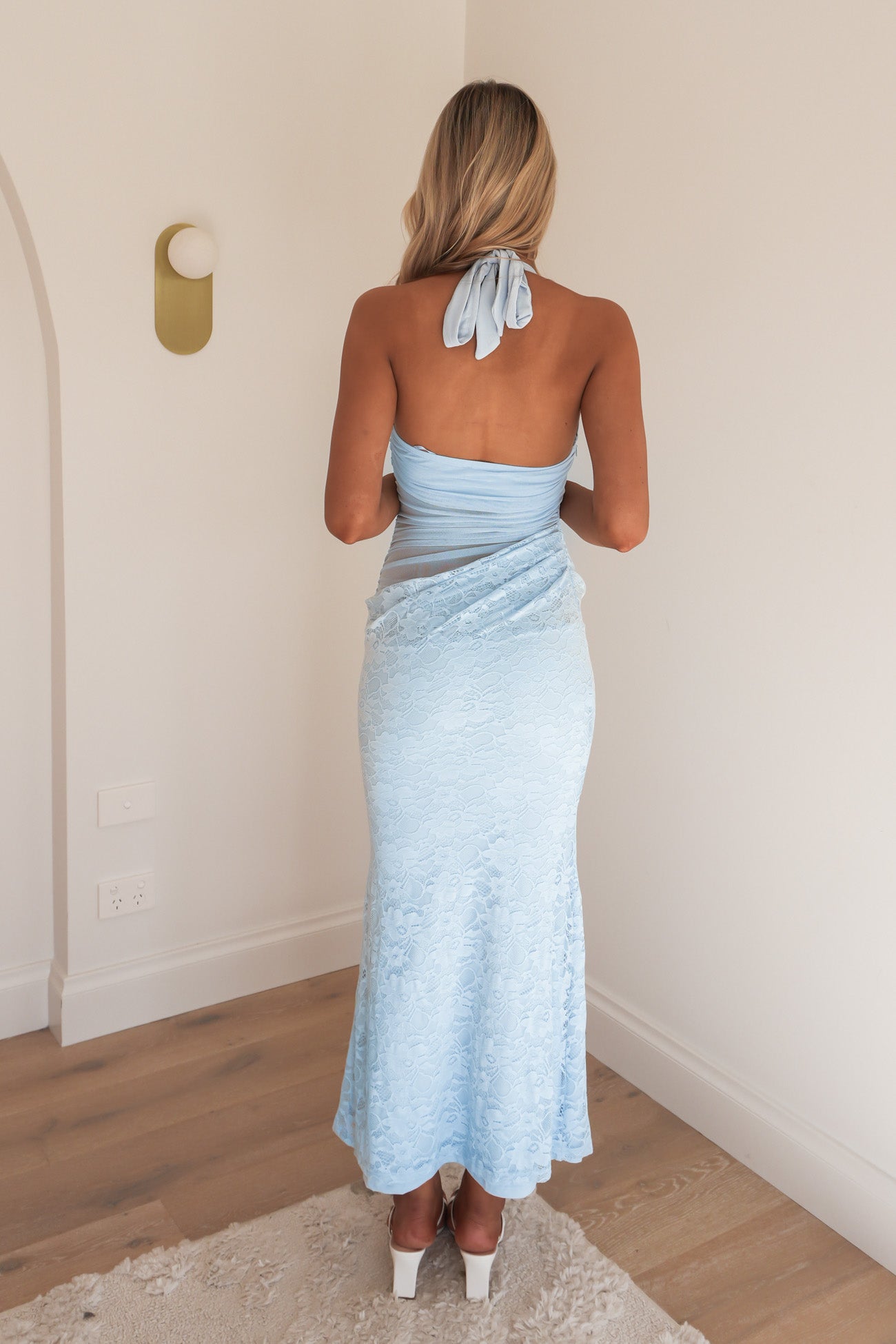 Taylse Lace Halter Maxi Dress Blue