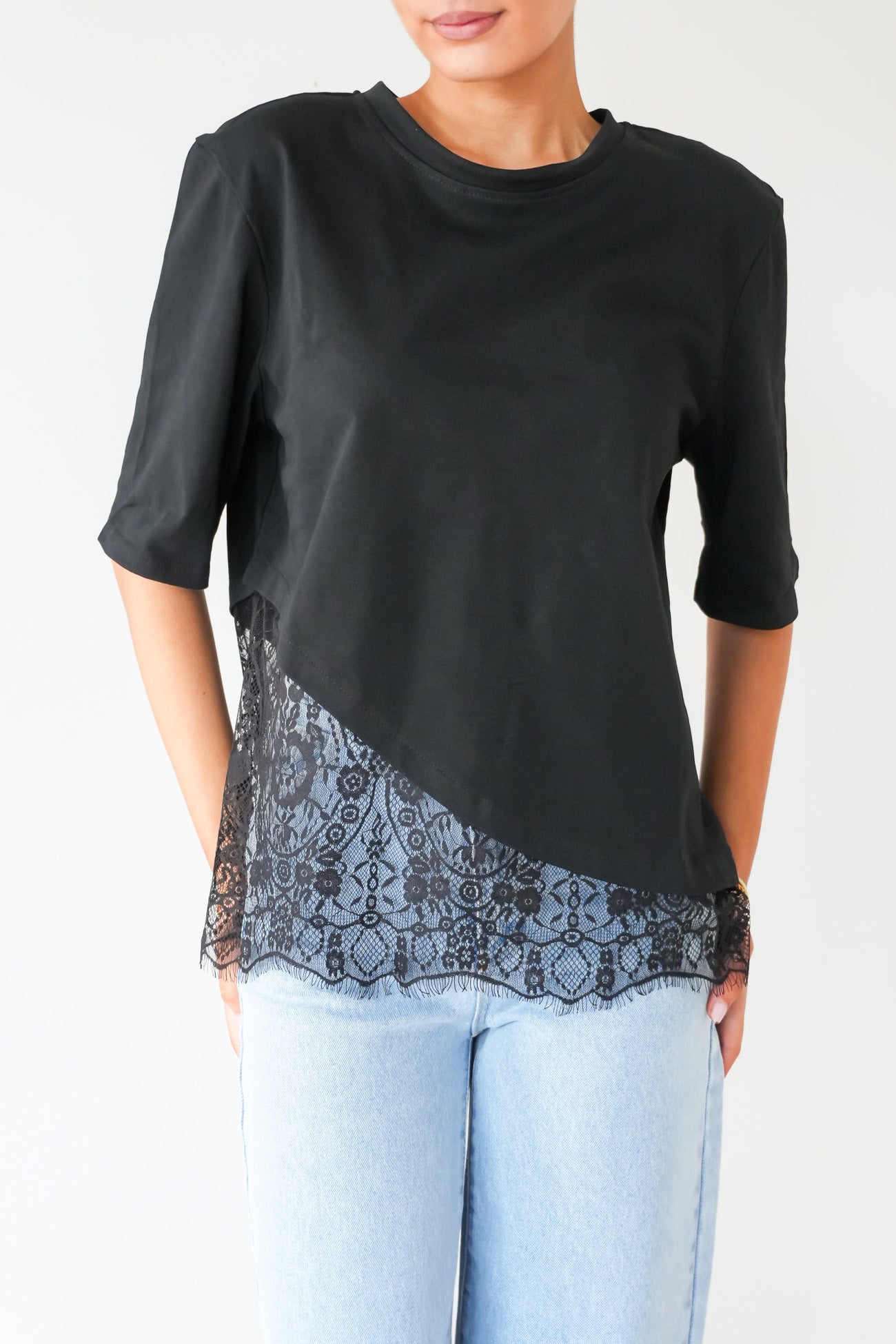 Tommi Lace Tee Black