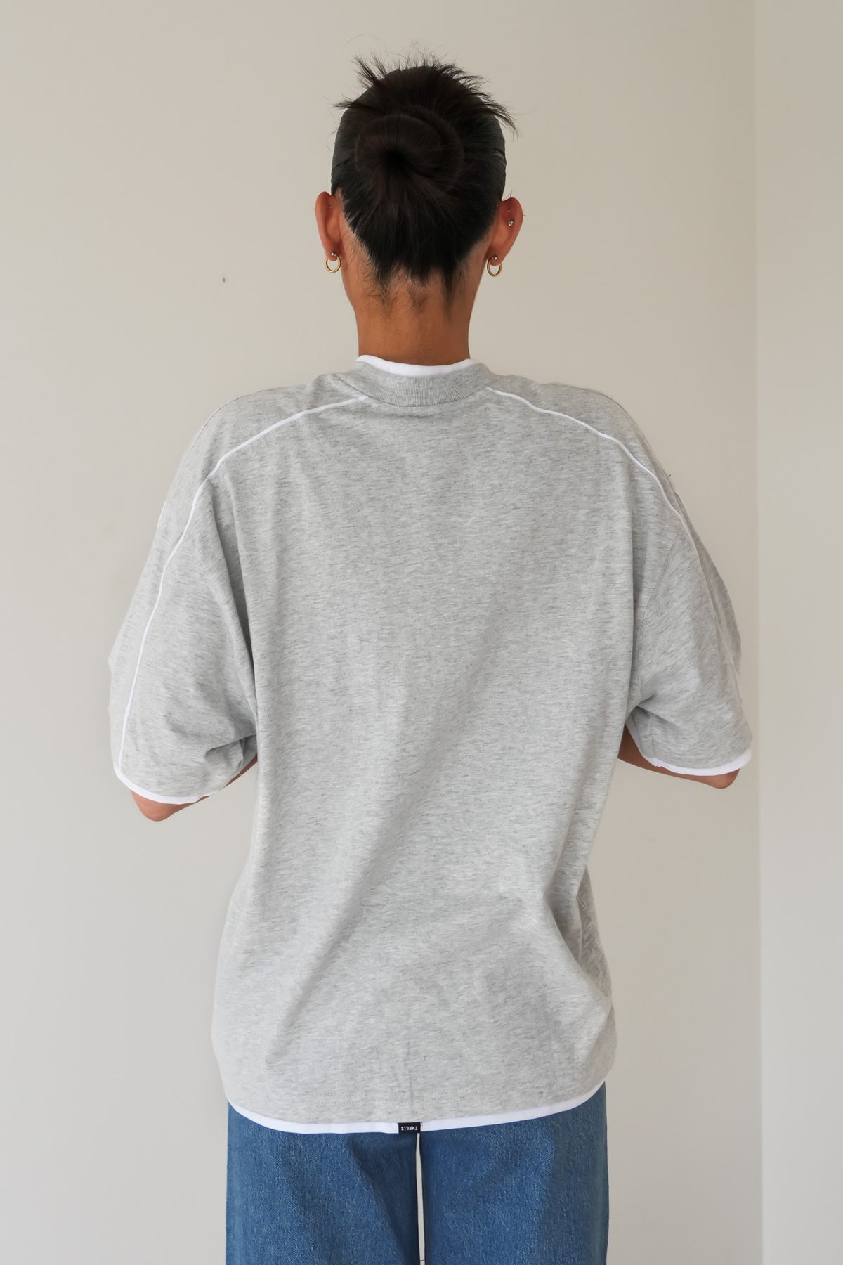Tournament Of Roses V Neck Oversized Tee Snow Marle