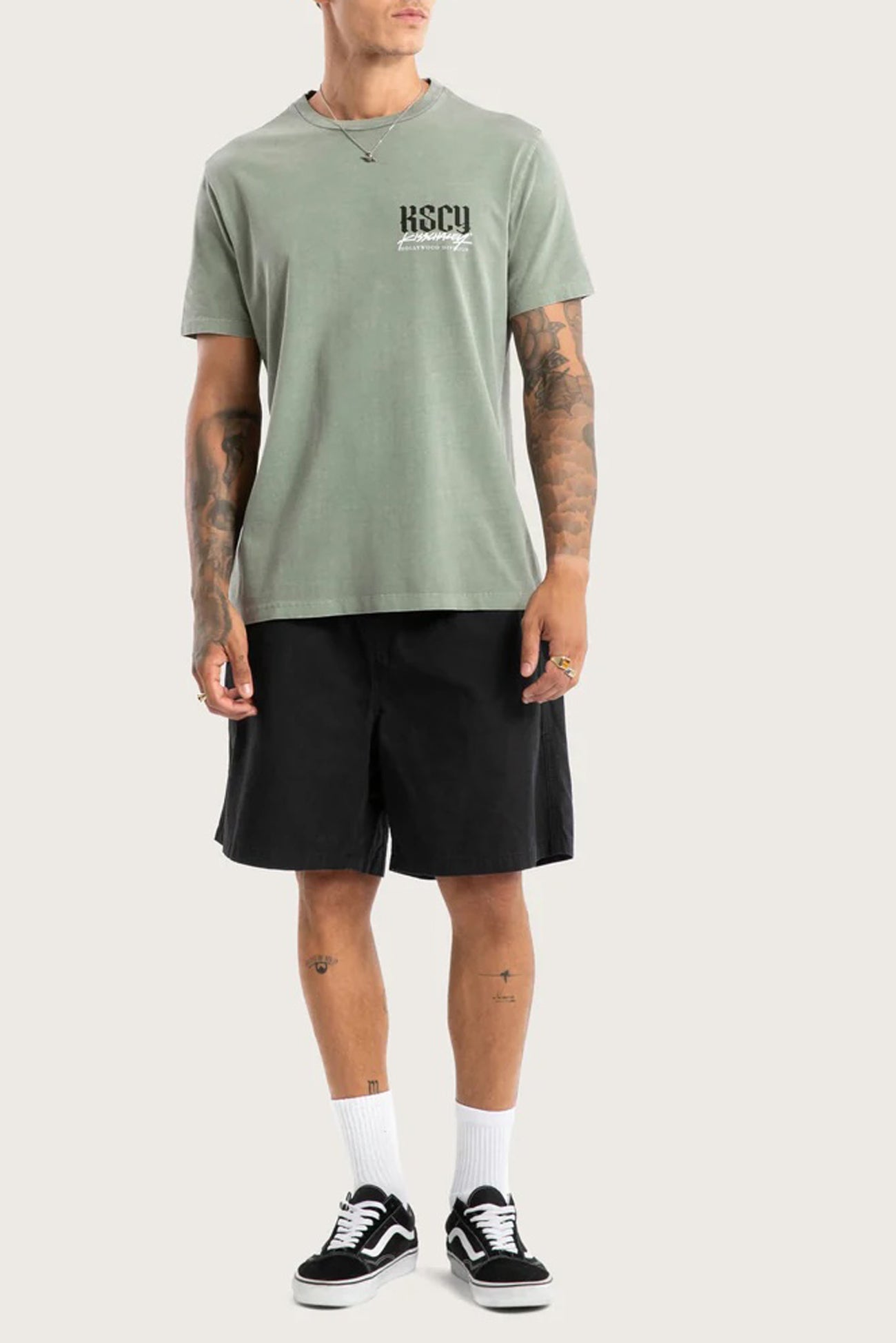 Twisted Standard Tee Pigment Shadow